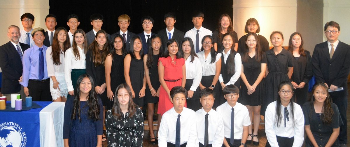 Inductees. SIS photos