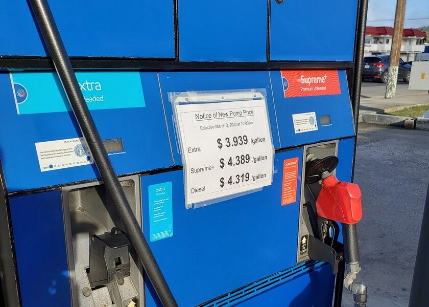 The new fuel prices are displayed at Mobil Chalan Kiya on Wednesday. Photo by Emmanuel T. Erediano