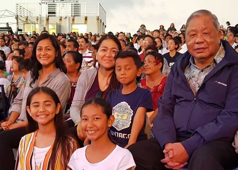 First lady Diann Torres, Saipan Mayor David Apatang and Claudia Flores of the Lady Diann Torres Foundation were among those who participated in the Marianas Festival of Hope on Friday evening at American Memorial park. Photo by Lori Lyn C. Lirio lady Diann Torres, Saipan Mayor David Apatang and Claudia Flores of the Lady Diann Torres Foundation were among those who participated in the Marianas Festival of Hope on Friday evening at American Memorial park. Photo by Lori Lyn C. Lirio ION