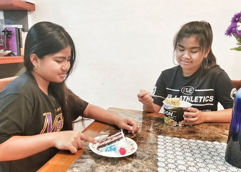 Hana and Maja are eating cake and soba at home. Contributed photo