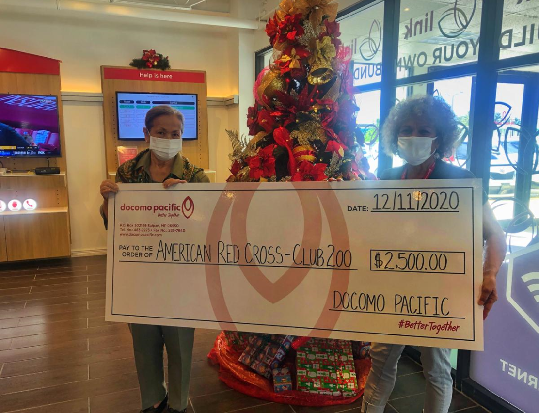 From left, Jean Sablan, honorary board member, American Red Cross-NMI chapter, and Pauline Johnson, CNMI general manager, Docomo Pacific.Docomo Pacific photo