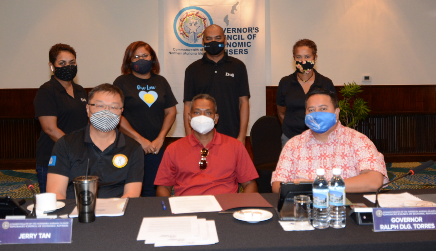 Palauan Community Association of the CNMI members and officials join Gov. Ralph DLG Torres, seated right, and Governor’s Council of Economic Advisers co-chair Jerry Tan, seated left, for a group photo after signing up with the Public Private Partnership initiative last month.Contributed photo