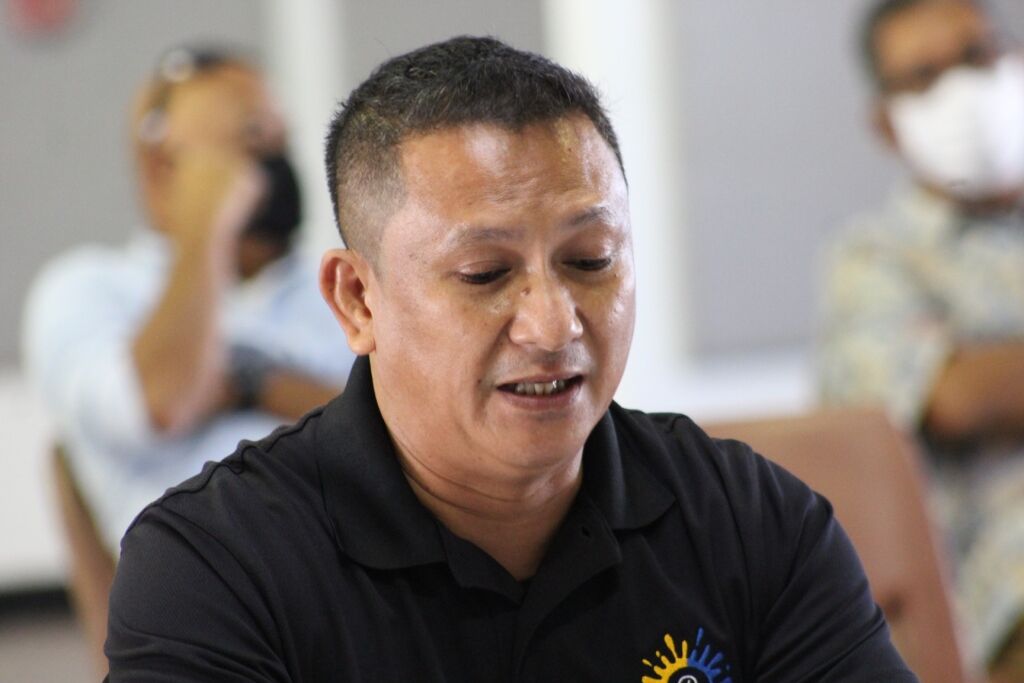 Jonathan Mendoza asks the parole board to deny Reynaldo Manila’s parole application.Photo by Bryan Manabat