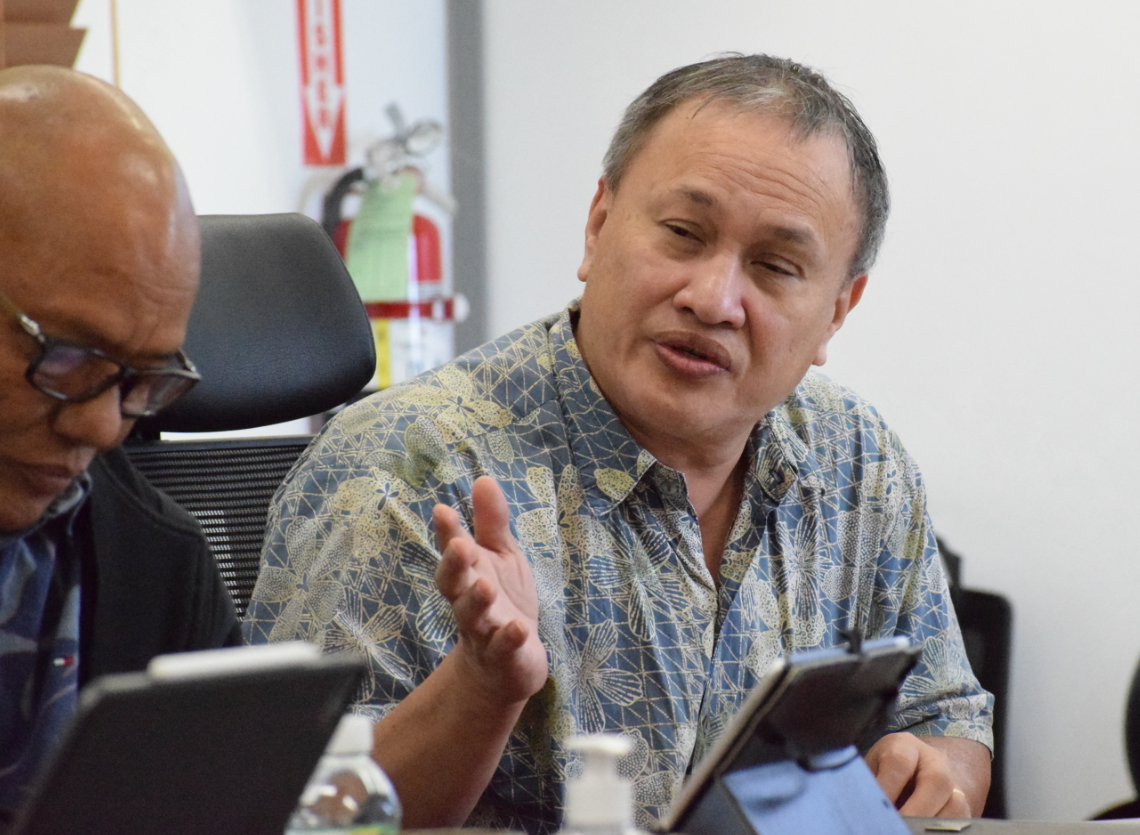 Board of Education Chairman Andrew Orsini, right, gestures as he speaks during the BOE meeting on Capital Hill Thursday.Photo by Emmanuel T. Erediano