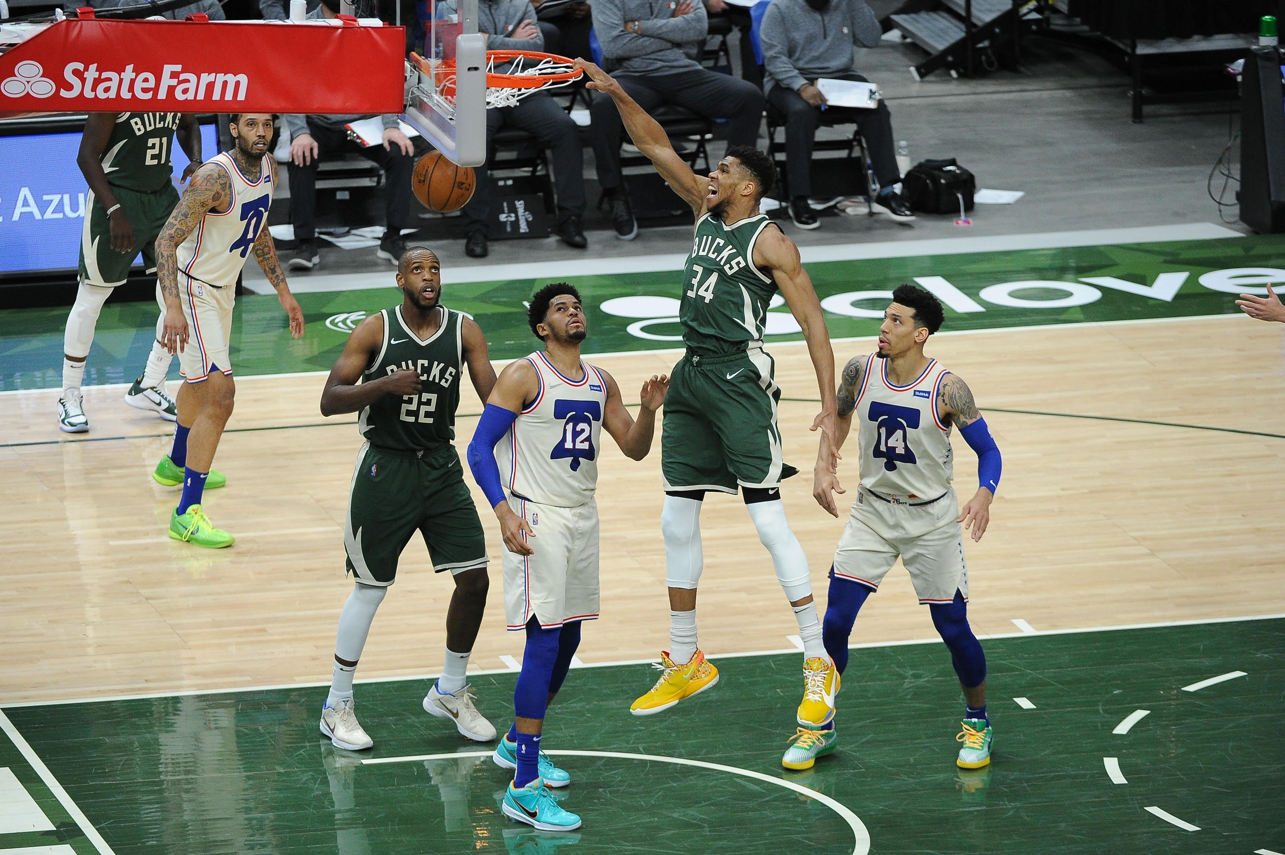 Milwaukee Bucks forward Giannis Antetokounmpo (34) dunks the ball in the third quarter against the Philadelphia 76ers at Fiserv Forum in Milwaukee, Wisconsin on April 24, 2021.Photo by Michael McLoone-USA TODAY Sports