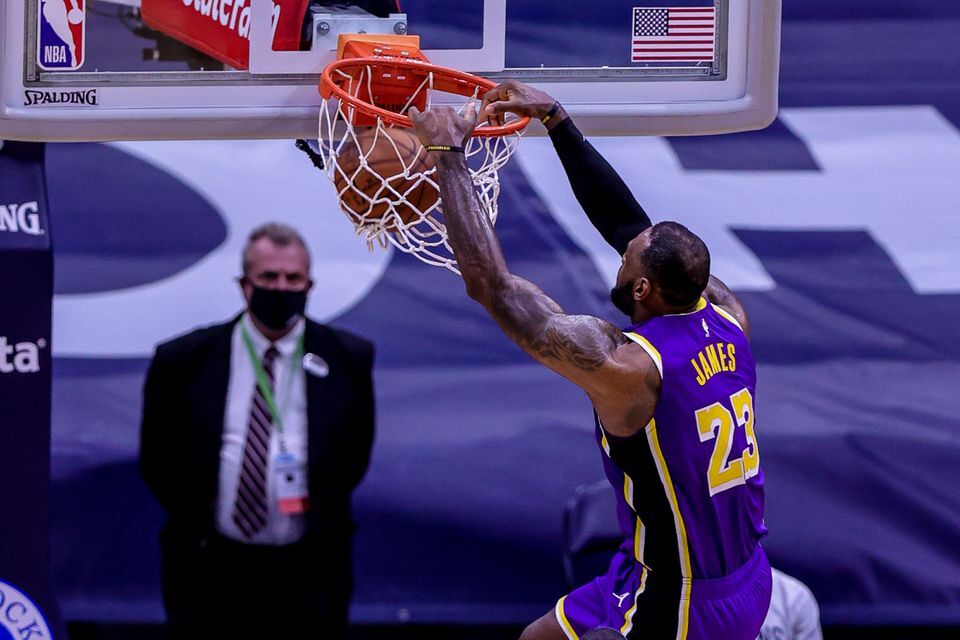 Los Angeles Lakers forward LeBron James (23) dunks the ball against New Orleans Pelicans during the second half at the Smoothie King Center in New Orleans, Louisiana on May 16, 2021.Photo by Stephen Lew-USA TODAY Sports