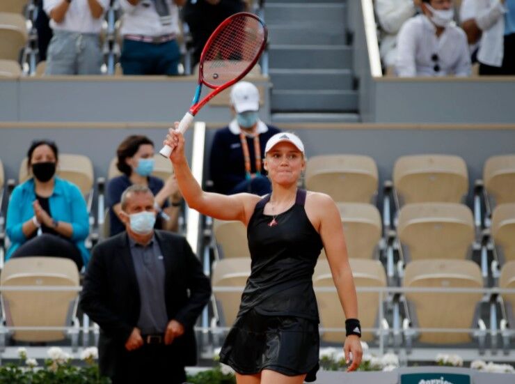 Kazakhstan's Elena Rybakina celebrates winning her fourth round match against Serena Williams of the U.S. at the French Open in Paris on June 6, 2021.