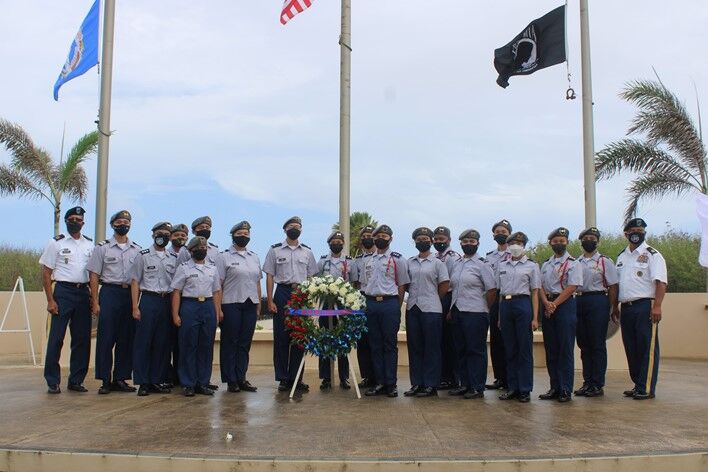 The Saipan Southern High School’s Manta Ray Battalion cadets pose for a photo at the CNMI Veterans Cemetery in Marpi.