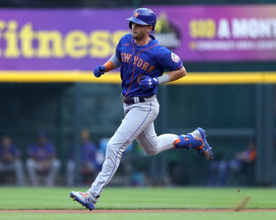New York Mets second baseman Jeff McNeil (6) runs the bases after hitting a solo home run against the Cincinnati Reds during the first inning at Great American Ball Park in Cincinnati, Ohio on July 19, 2021.