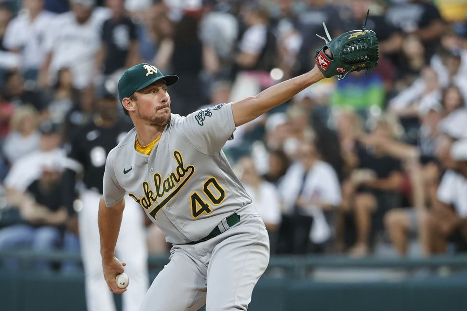 Oakland Athletics starting pitcher Chris Bassitt (40) delivers against the Chicago White Sox during the first inning at Guaranteed Rate Field in Chicago, Illinois on Aug. 17, 2021.