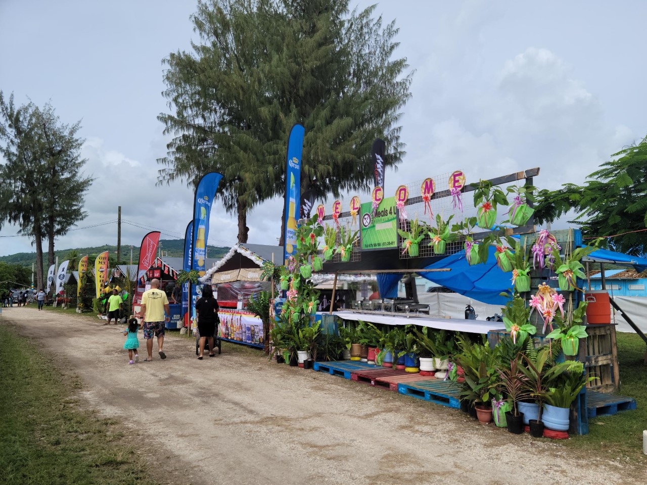 Food and beverage vendors lined the festival grounds, offering a variety of local favorites.