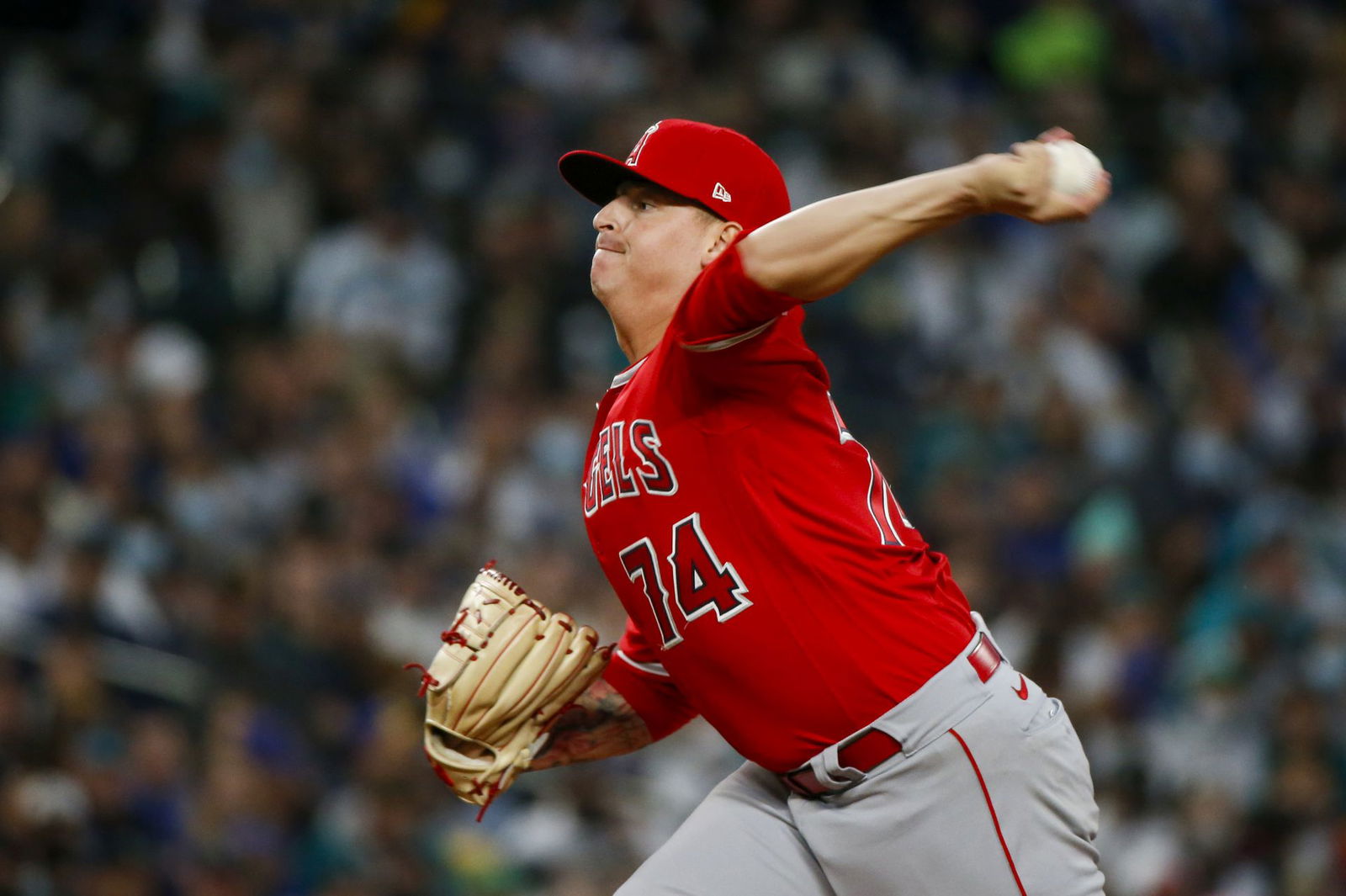 Los Angeles Angels starting pitcher Jhonathan Diaz (74) throws a pitch against the Seattle Mariners during the second inning at T-Mobile Park in  Seattle on Oct. 2, 2021.
