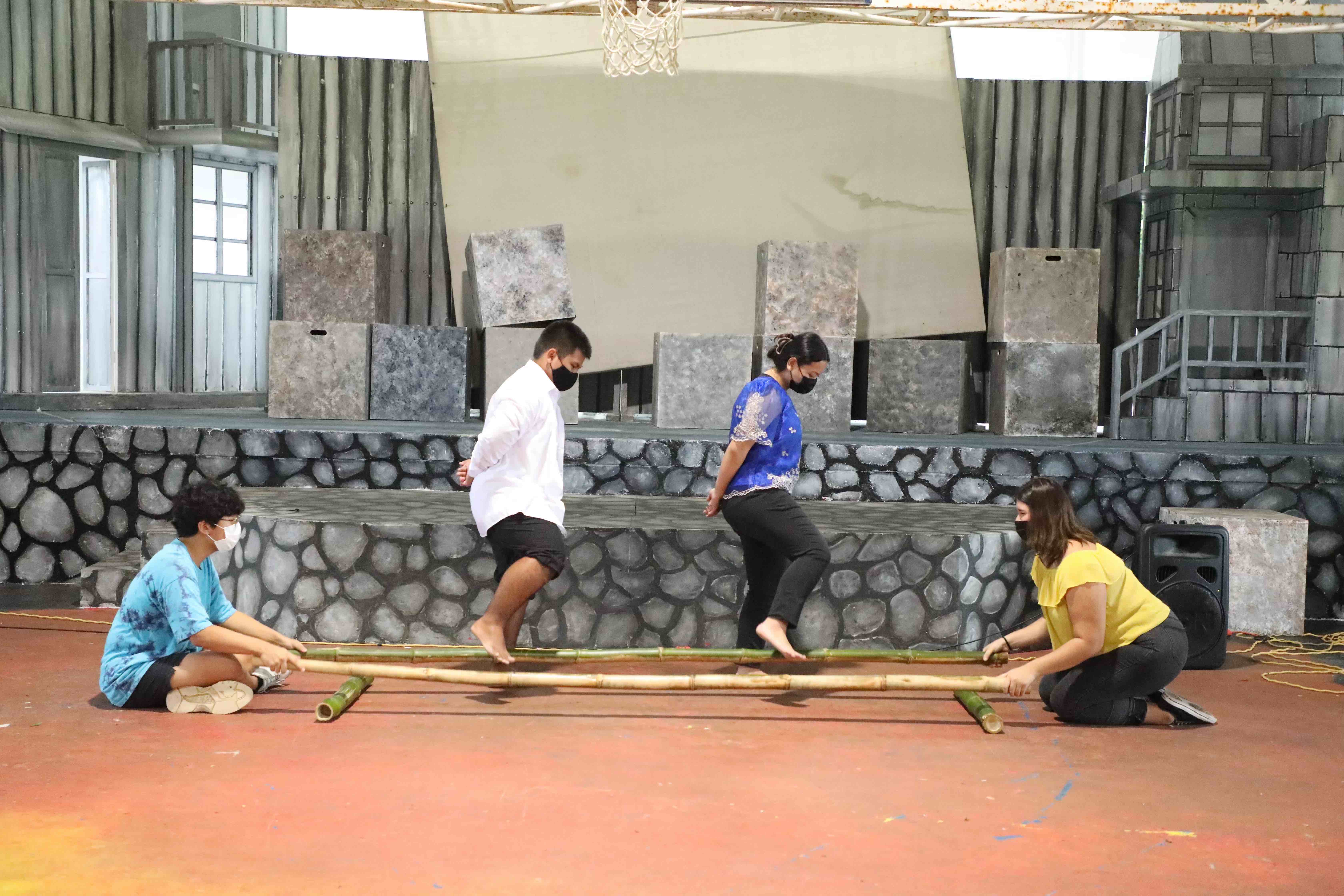 Mount Carmel School juniors represented the Philippines and performed the “Tinikling” during their representation and celebration of Filipino culture.