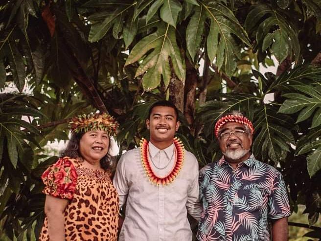 Mario Benito  with his wife Rose and his son Lolobeyong.