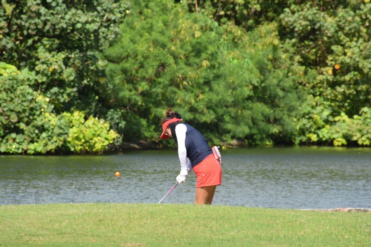 Sonn Hyun chips into the Hole No. 13 green.