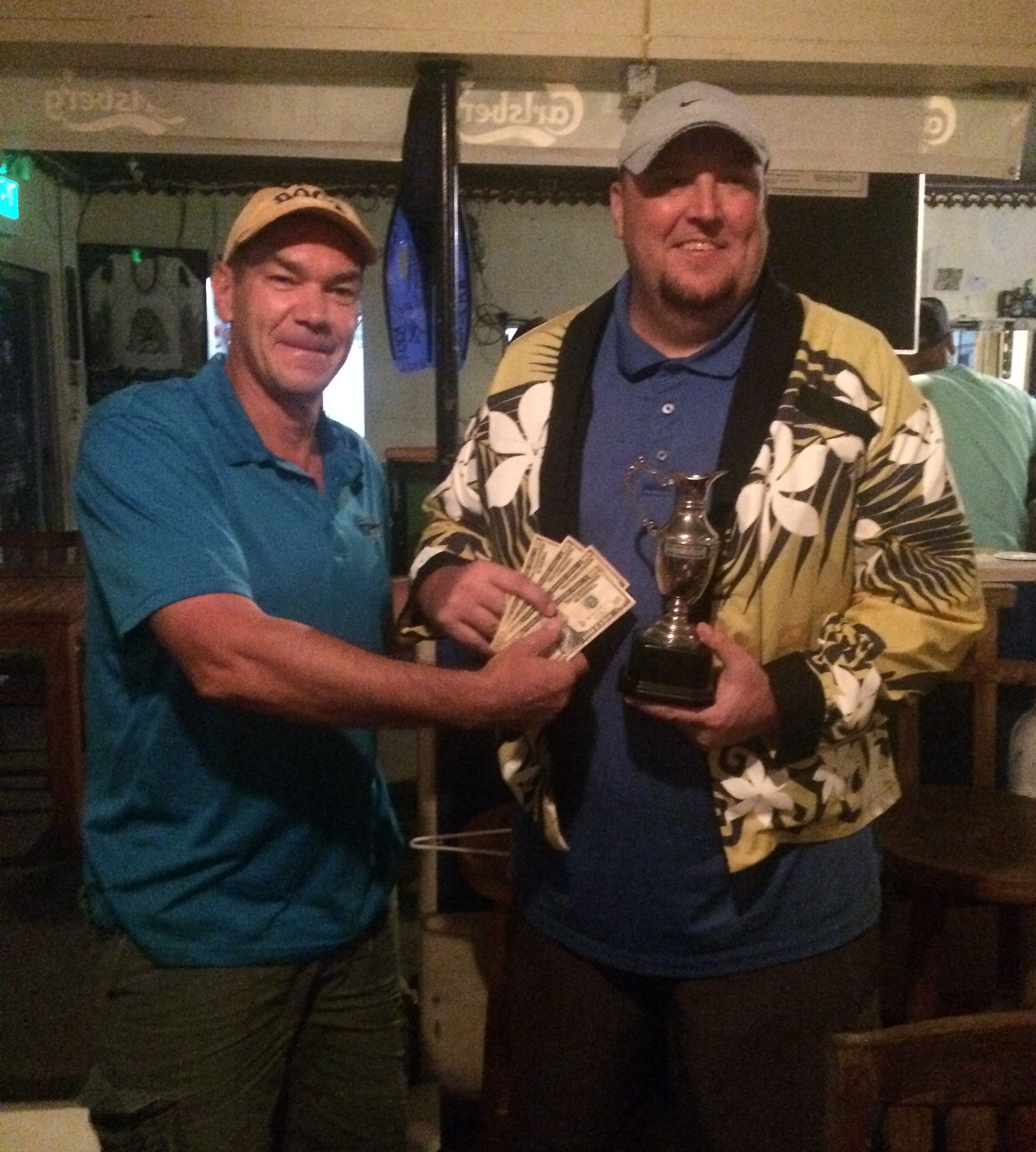 Bill "Supersandy" Riggen receives his trophy and prize money from YOSGC Commissioner Michael "26" Deary.