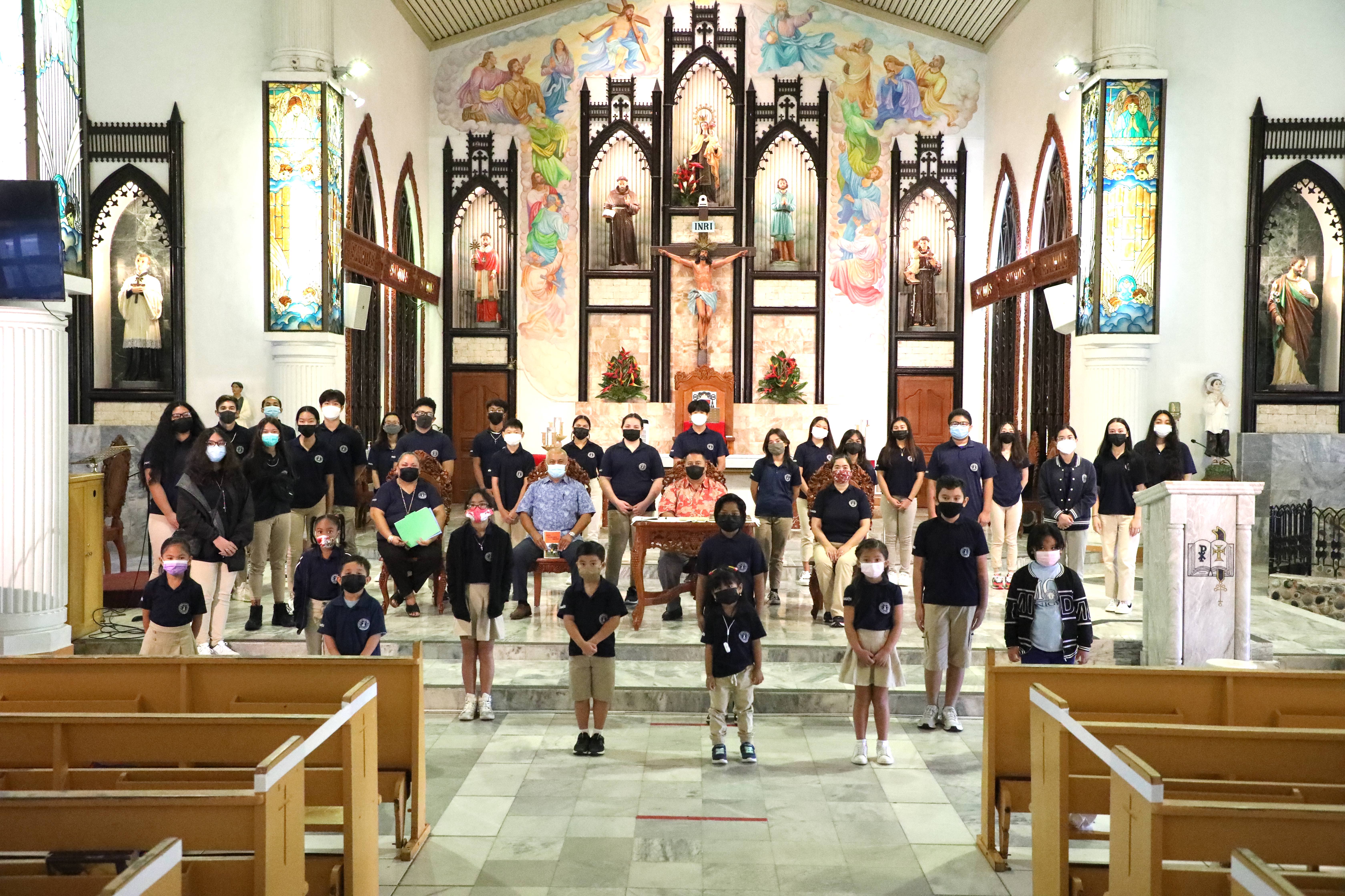 On Wednesday, Jan. 26, 2022, Mount Carmel School held the annual Catholic Schools Week Proclamation Ceremony with Gov. Ralph DLG Torres and members of the MCS community.