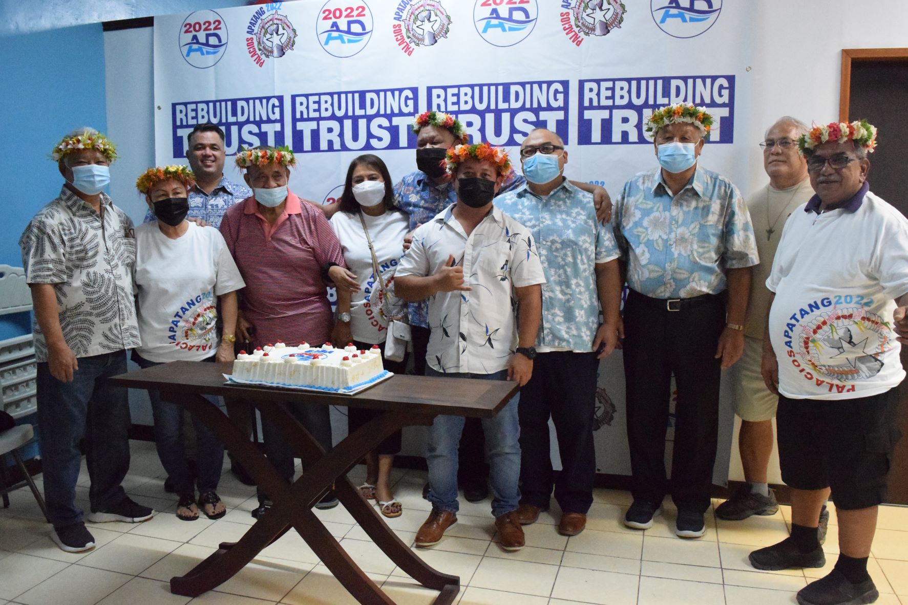 From left, independent gubernatorial candidate Lt. Gov. Arnold I. Palacios, his wife Wella, House Floor Leader Ralph N. Yumul, former Gov. Benigno R. Fitial, his wife Josie, Rep. John Paul Sablan,  Rep. Joel Camacho, Vice Speaker Blas Jonathan Attao, Palacios’s running mate, Saipan Mayor David M. Apatang, Ray Crisostimo, and former Speaker Oscar M. Babauta at the AD 2022 campaign headquarters in Garapan on Friday.