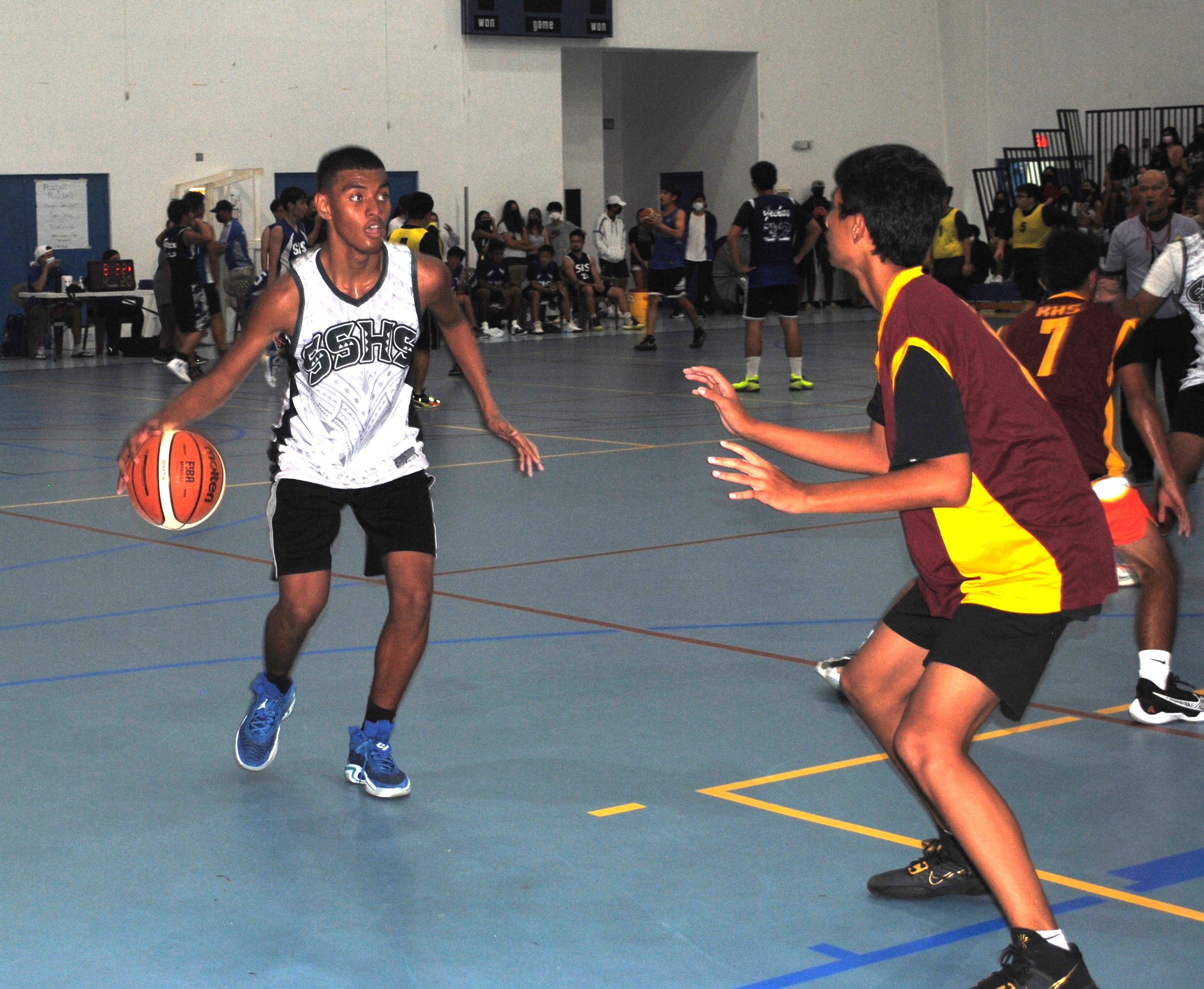 SSHS' Frankie Satur sets up the play during an IT&E Interscholastic Boys High School Basketball League game at the MHS gym on Jan. 21, 2022.