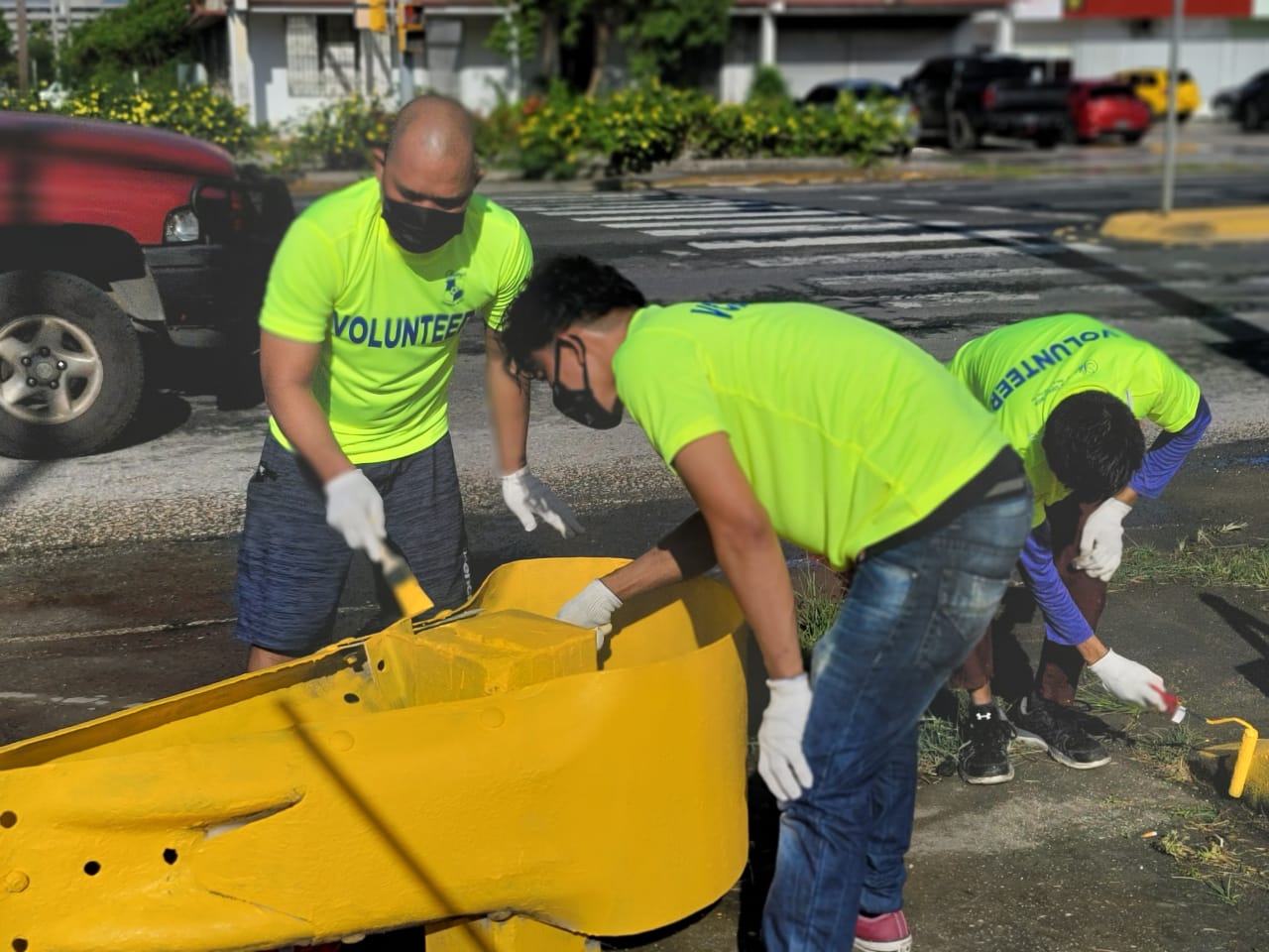 Shirley’s Football Club and Shirley’s Coffee Shop wrapped up the adopt-a-median project in Garapan by painting the borders around the intersection near JG Sablan Ice & Water.