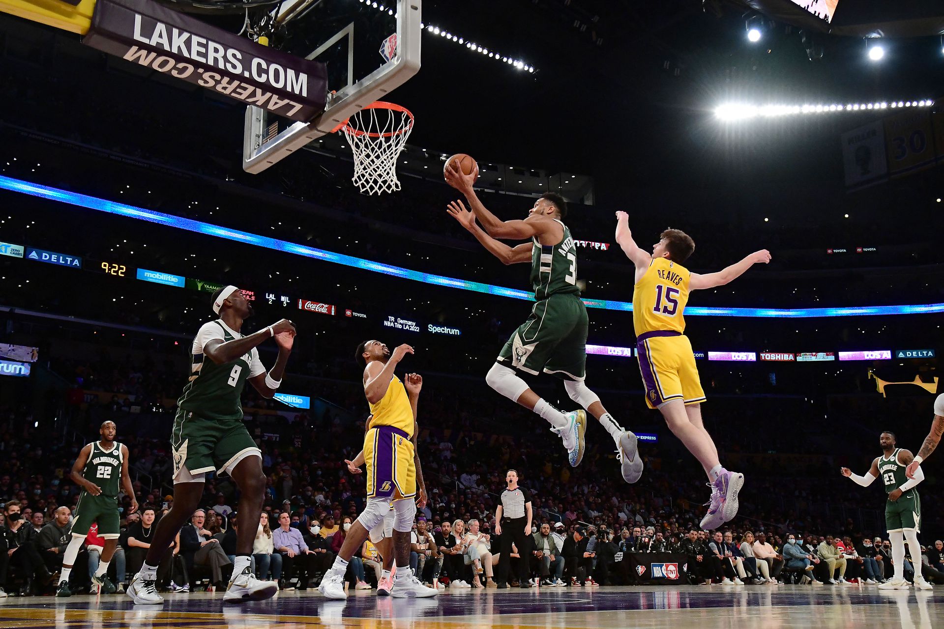 Milwaukee Bucks forward Giannis Antetokounmpo (34) moves to the basket ahead of Los Angeles Lakers guard Austin Reaves (15) during the second half at Crypto.com Arena in Los Angeles, California, Feb 8, 2022.