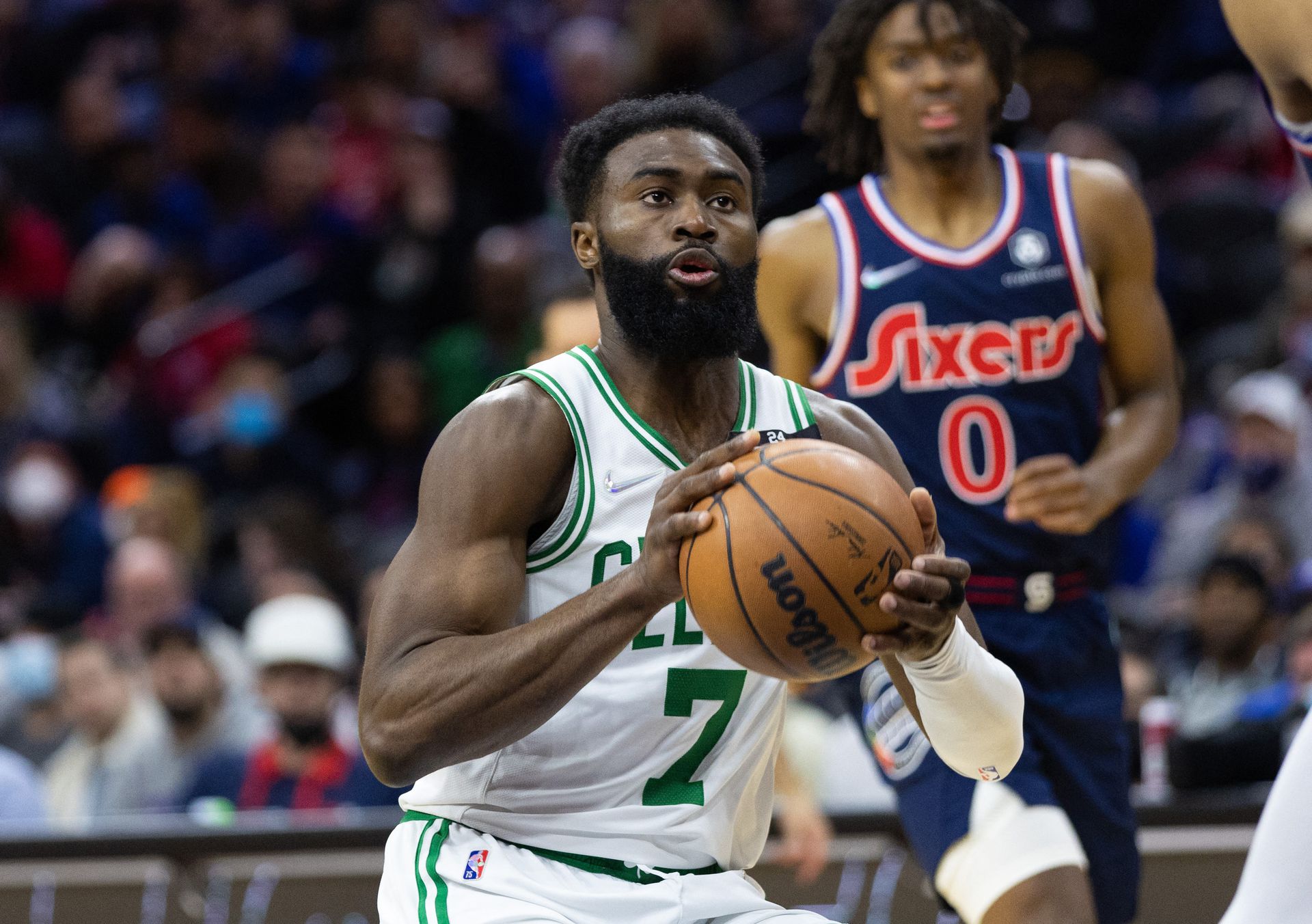 Boston Celtics guard Jaylen Brown (7) shoots the ball against the Philadelphia 76ers during the third quarter at Wells Fargo Center in Philadelphia, Pennsylvania on Feb. 15, 2022.