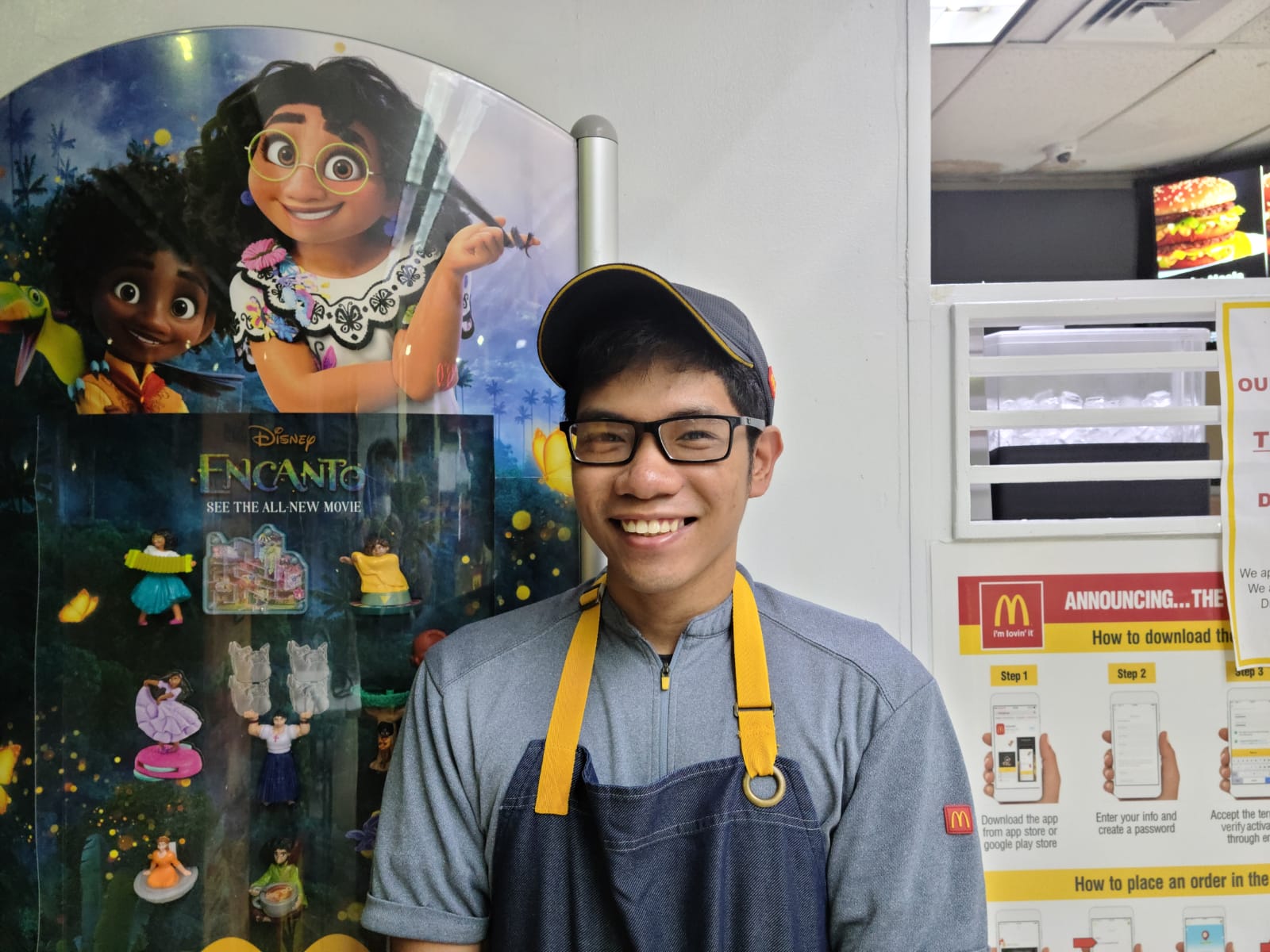 Jay Achondo is the 2022 Employee of the 1st Quarter at McDonald's Garapan.