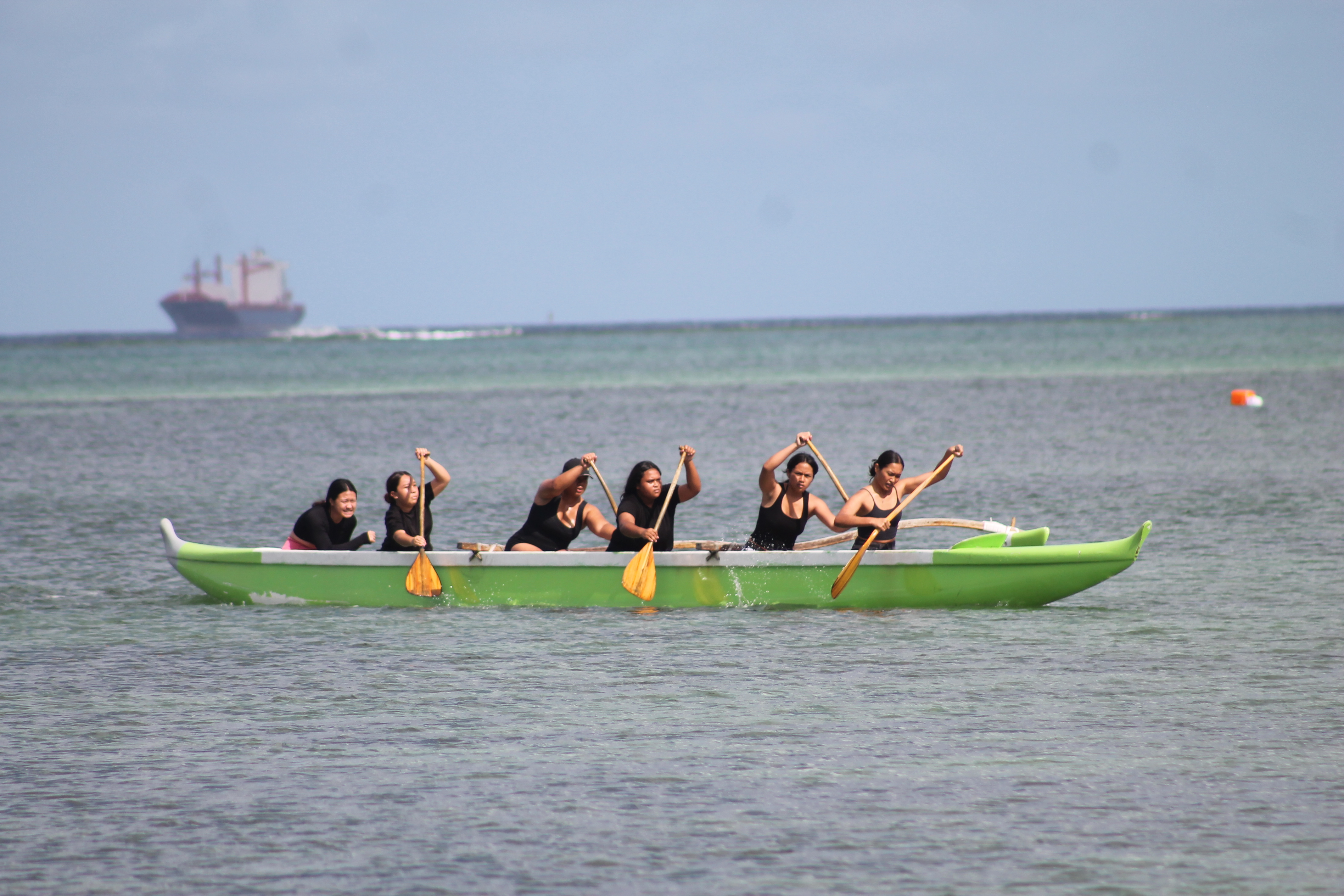 The KHS team in action in the 1000m event of the PSS Interscholastic High School Outrigger Race series at Kilili Beach.
