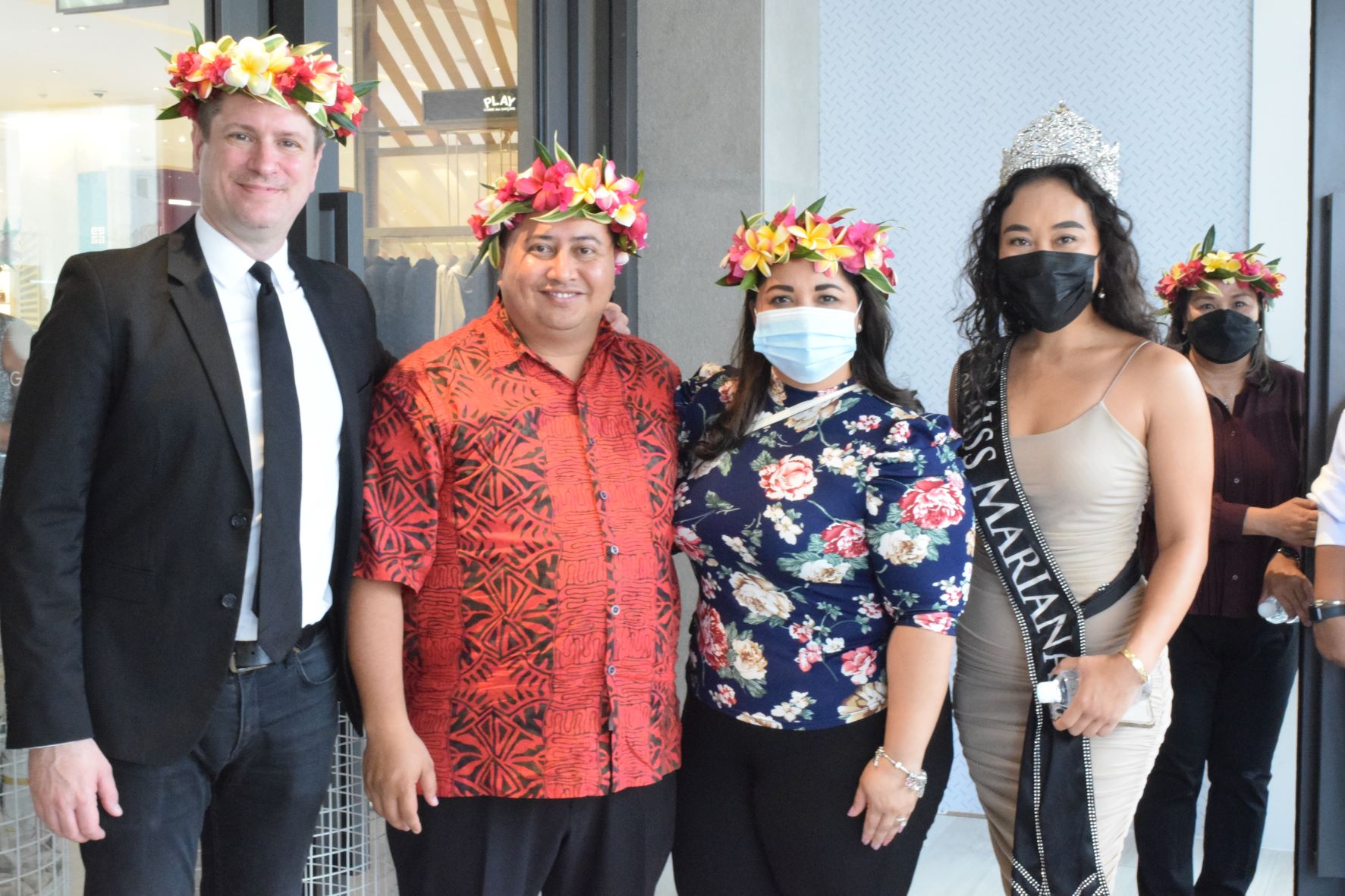 Gov. Ralph DLG Torres, second left, with DFS Japan, MidPac & Korea Managing Director Richard Gustafson, left, MVA Managing Director Priscilla Iakopo and 2021 Miss Marianas Savannah Lyn Delos Santos.