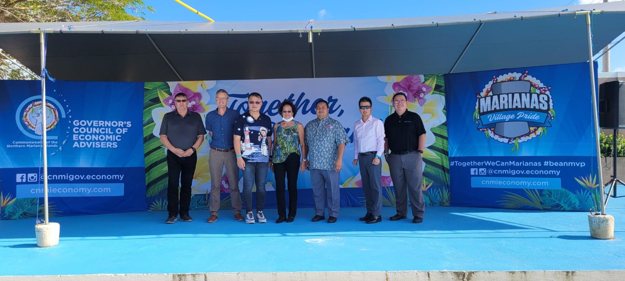 GCEA co-chairs Jerry Tan, third left, and Gov. Ralph DLG Torres, third right, pose for a photo with the campaign sponsors.