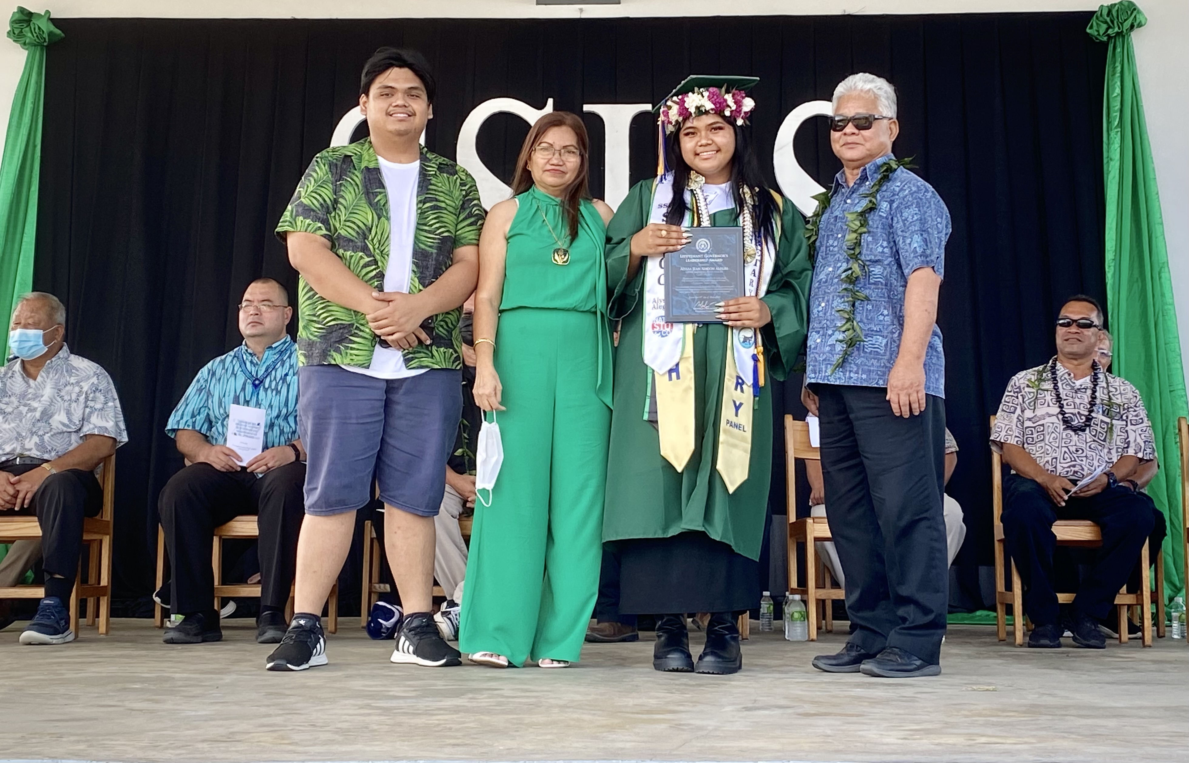 Lt. Gov. Arnold I. Palacios presents the Lt. Governor’s Leadership Award to Alyssa Jean Alegre.