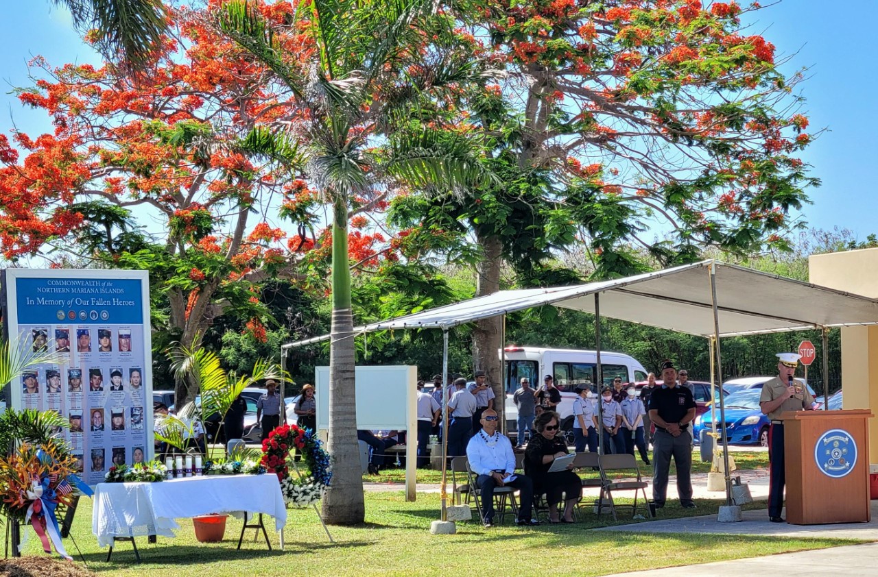 LTC Albert S. Flores Jr. delivers the keynote address.