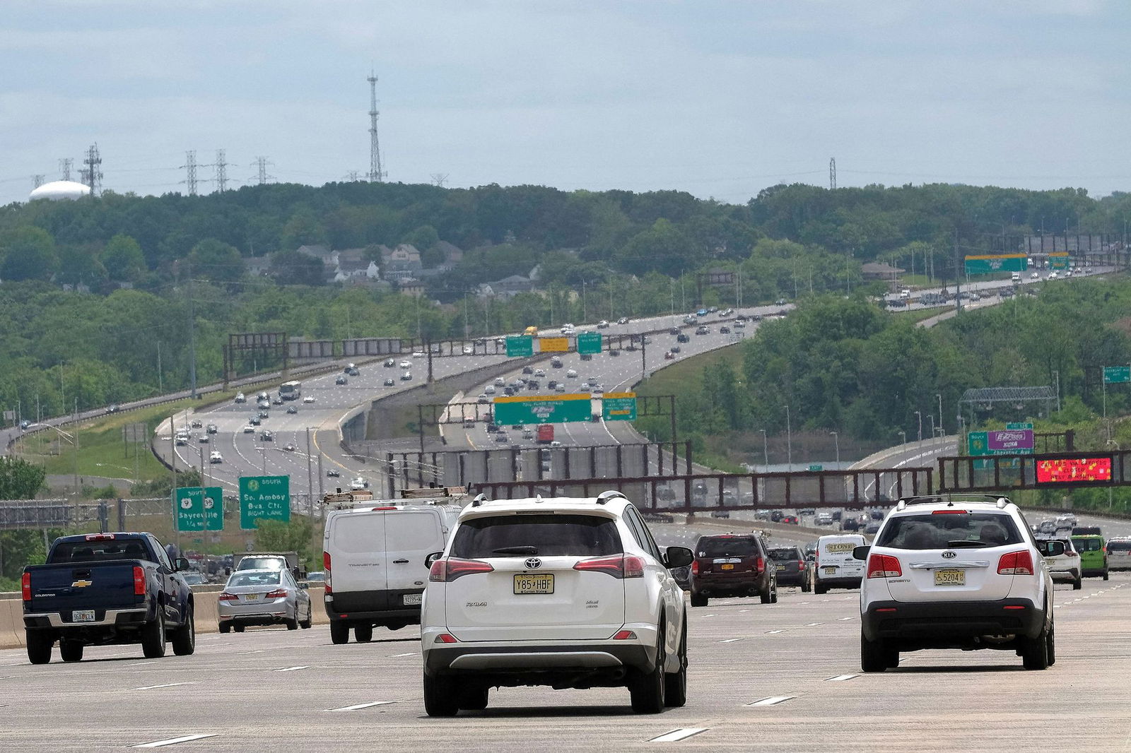 People drive along the Governor Alfred E. Driscoll Bridge at the start of the Memorial Day weekend, under rising gas prices and record inflation, in Keasbey, New Jersey, May 27, 2022.