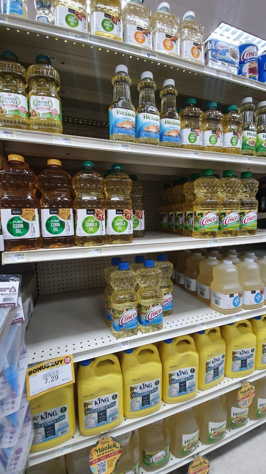 Grocery items are seen at Oka Pay-Less Supermarket in Tamuning. The price of cooking oil and similar items went up by 48.8%, while the cost of beef went up by 31.4% and fish and seafood by 24%, in the first quarter of 2022 compared to a year ago, according to the latest consumer price index issued by the Guam Bureau of Statistics and Plans.
