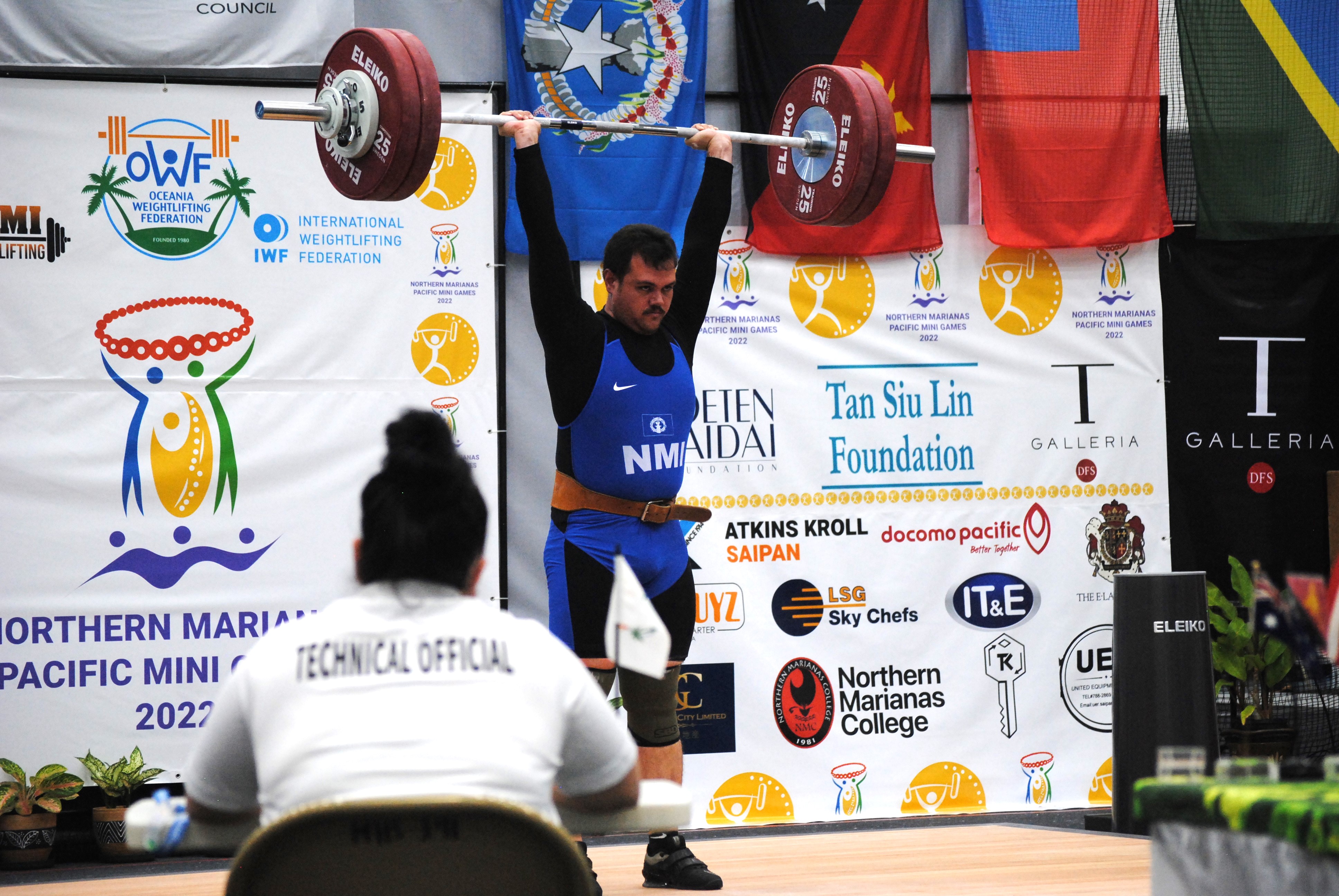 The NMI's David Barnhouse successfully lifts 136kg in the clean & jerk portion at the MHS gym Thursday.