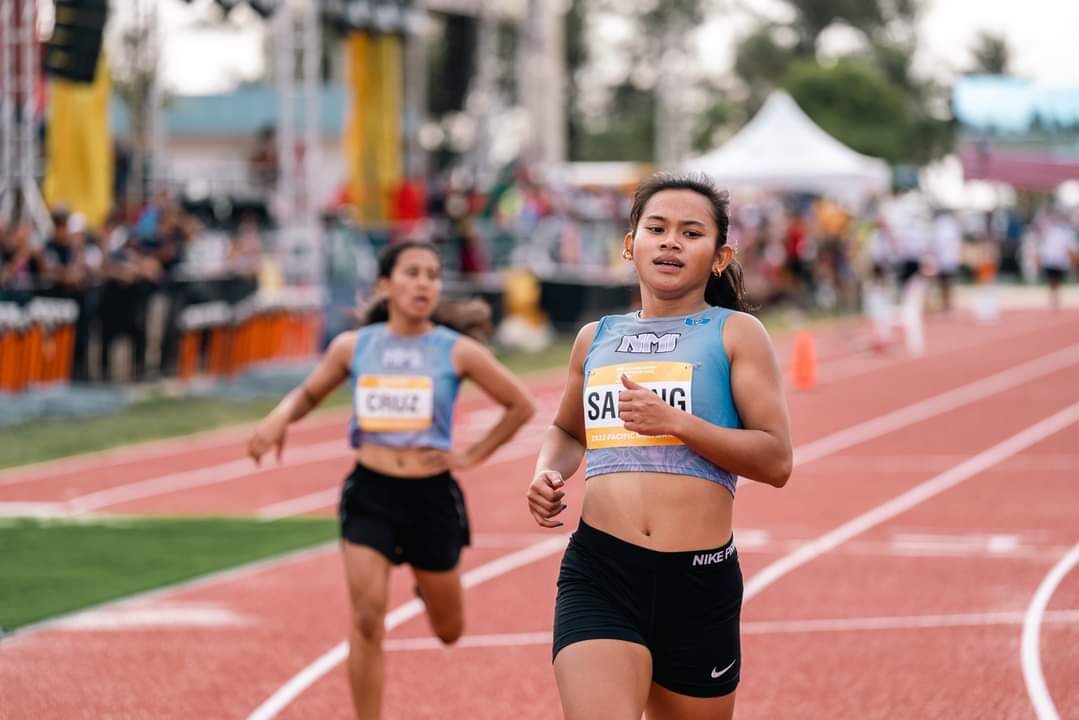 Zarinae Sapong pushes through the Women's 4x100 metro relay event of the 2022 Pacific Mini Games 2022  on June 24, 2022 at the Oleai Sports Complex.