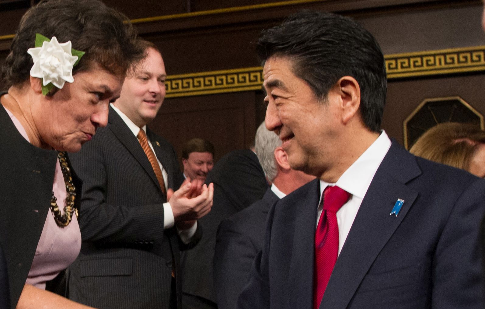 U.S. Congresswoman Uifa’atali Amata of American Samoa greets Prime Minister Shinzo Abe when he spoke to the U.S. Congress on April 29, 2015.