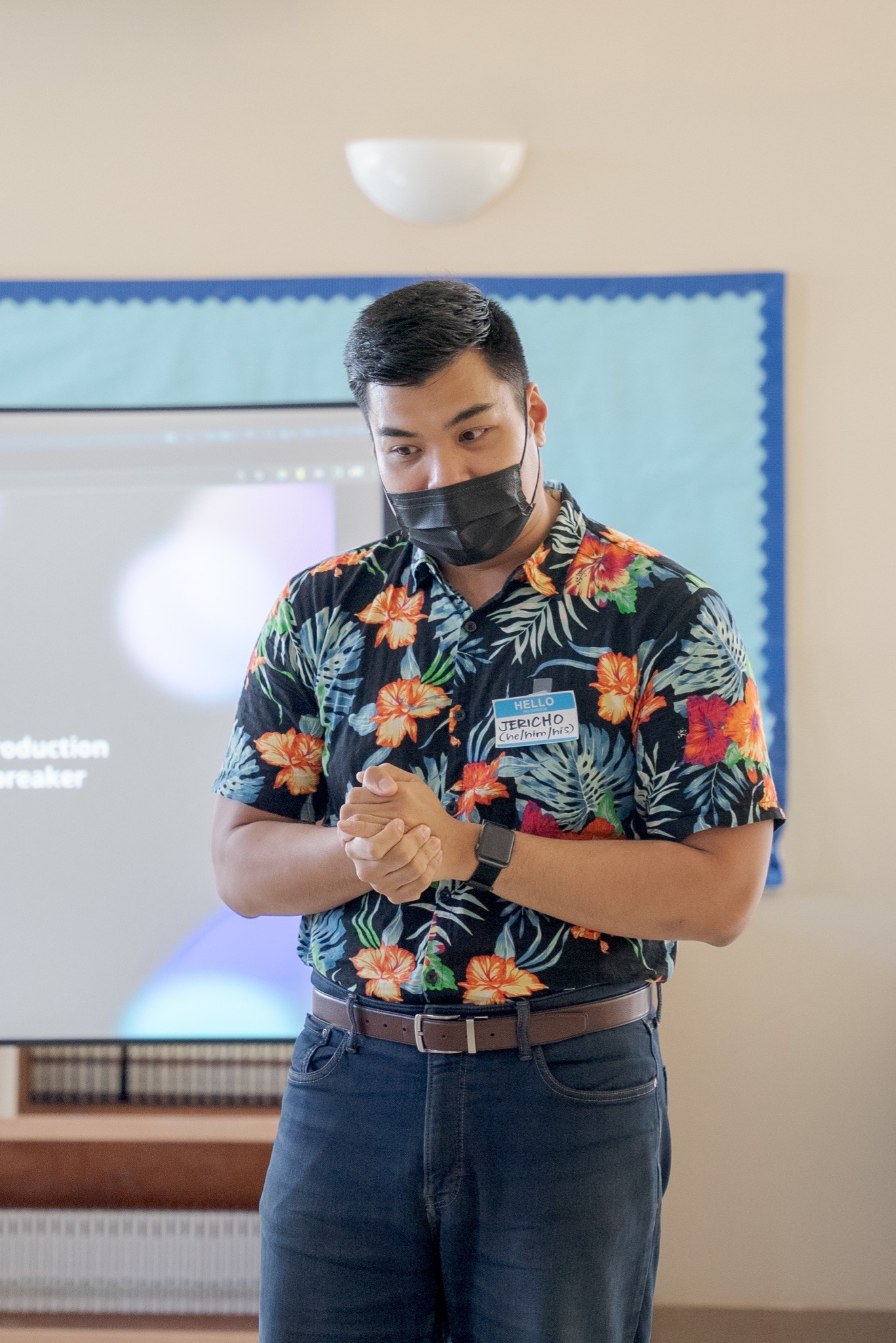 Jericho Tobias is the mental health specialist of the PSS Mental Health Program or Project HALIGI AWARE.