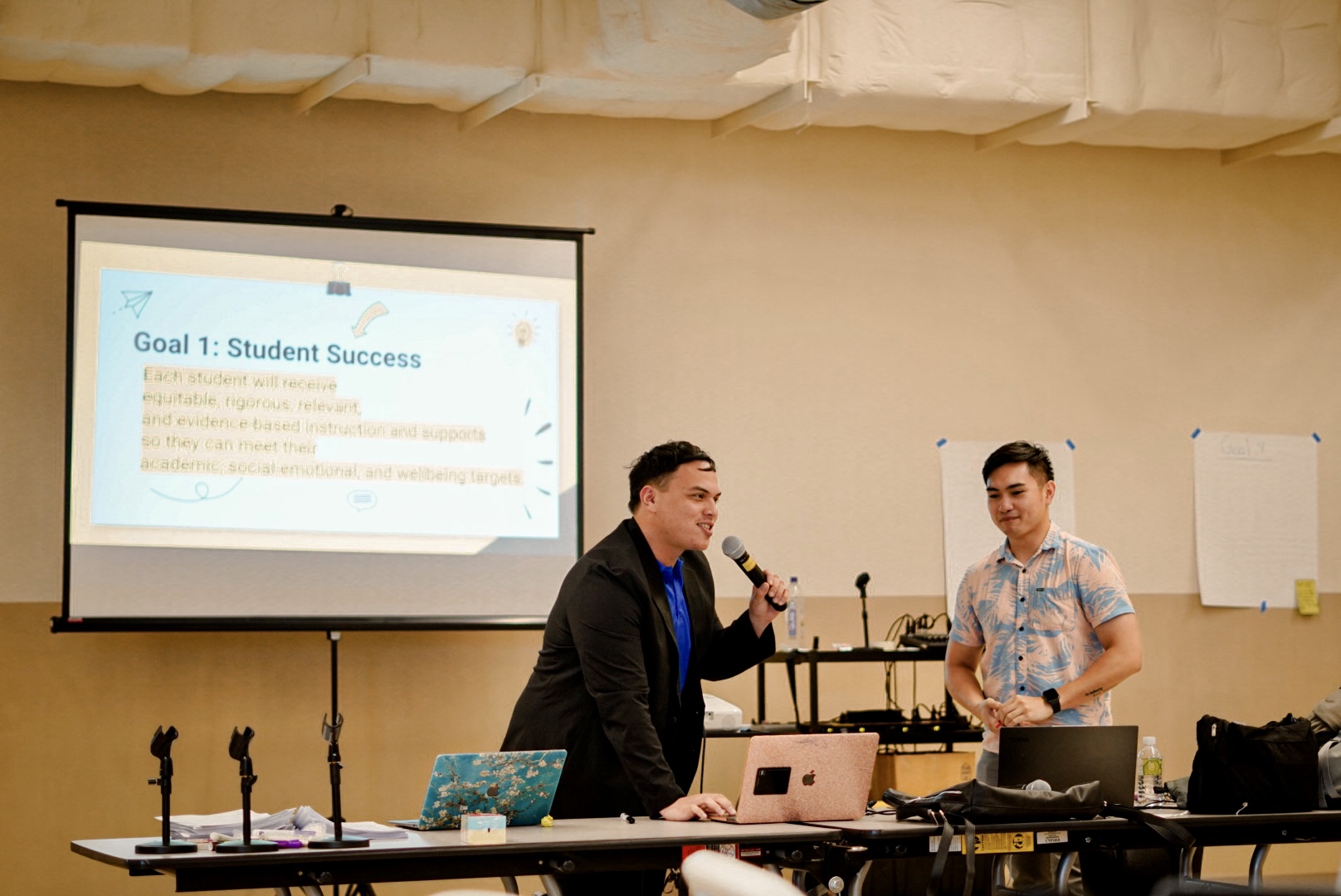 PSS Social Studies Program Director Vinnie Orsini and Kevin de Torres of the PSS Office of Instructional Technology & Distance Education conduct a presentation.