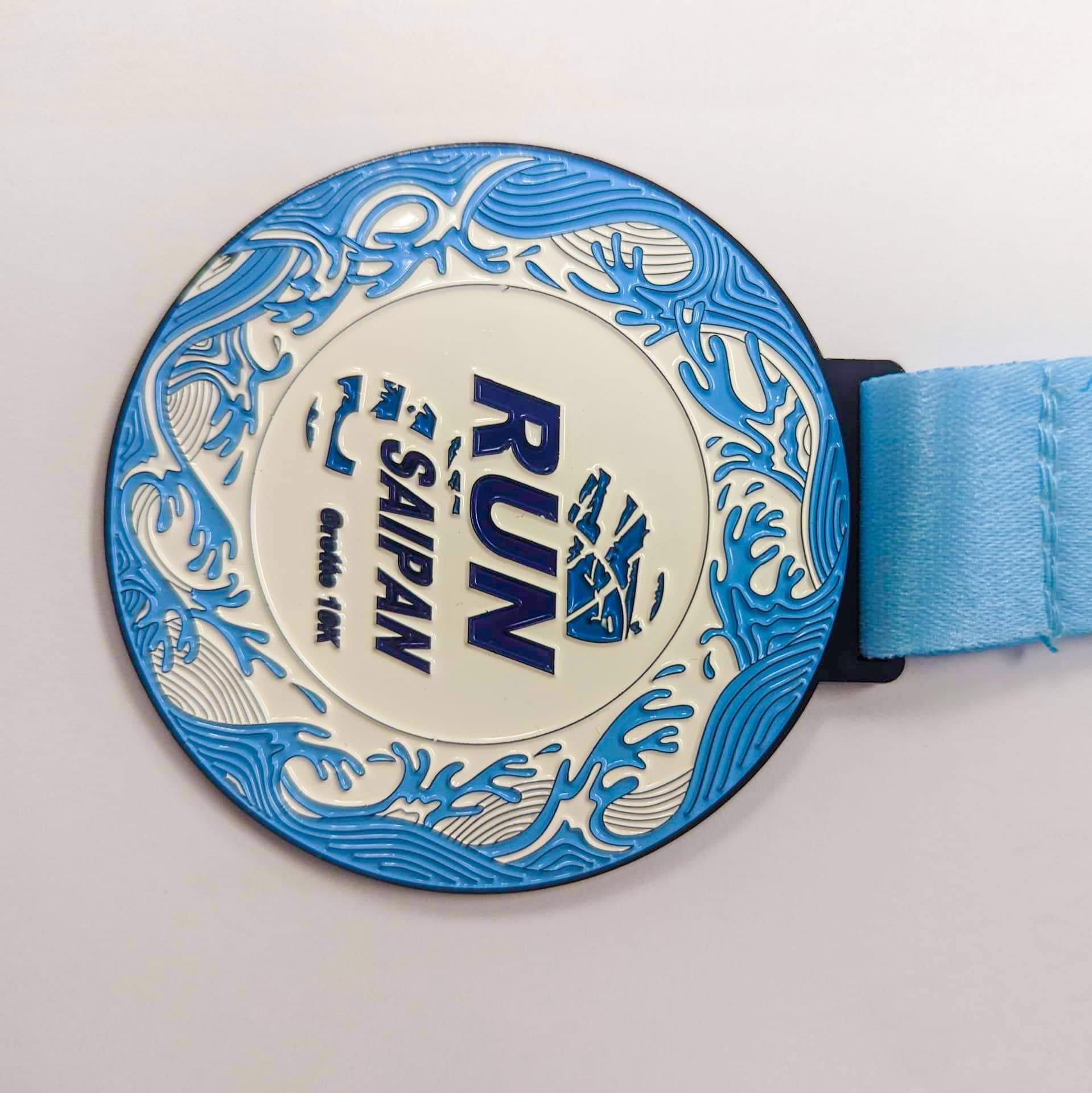Those who finish the race will receive a Grotto 10K medal.