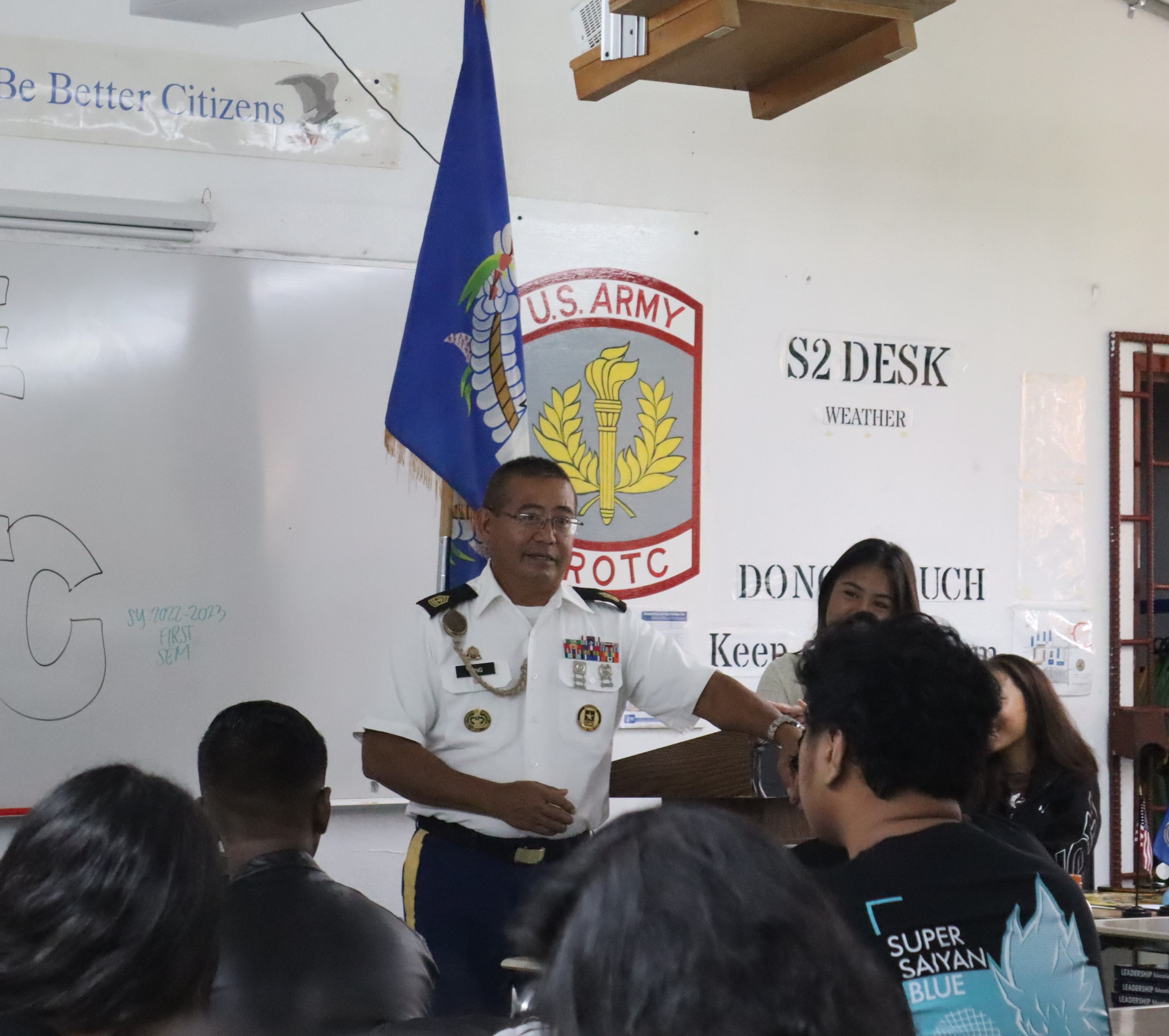 Army Instructor 1SG Jose King introduces himself to the cadets.