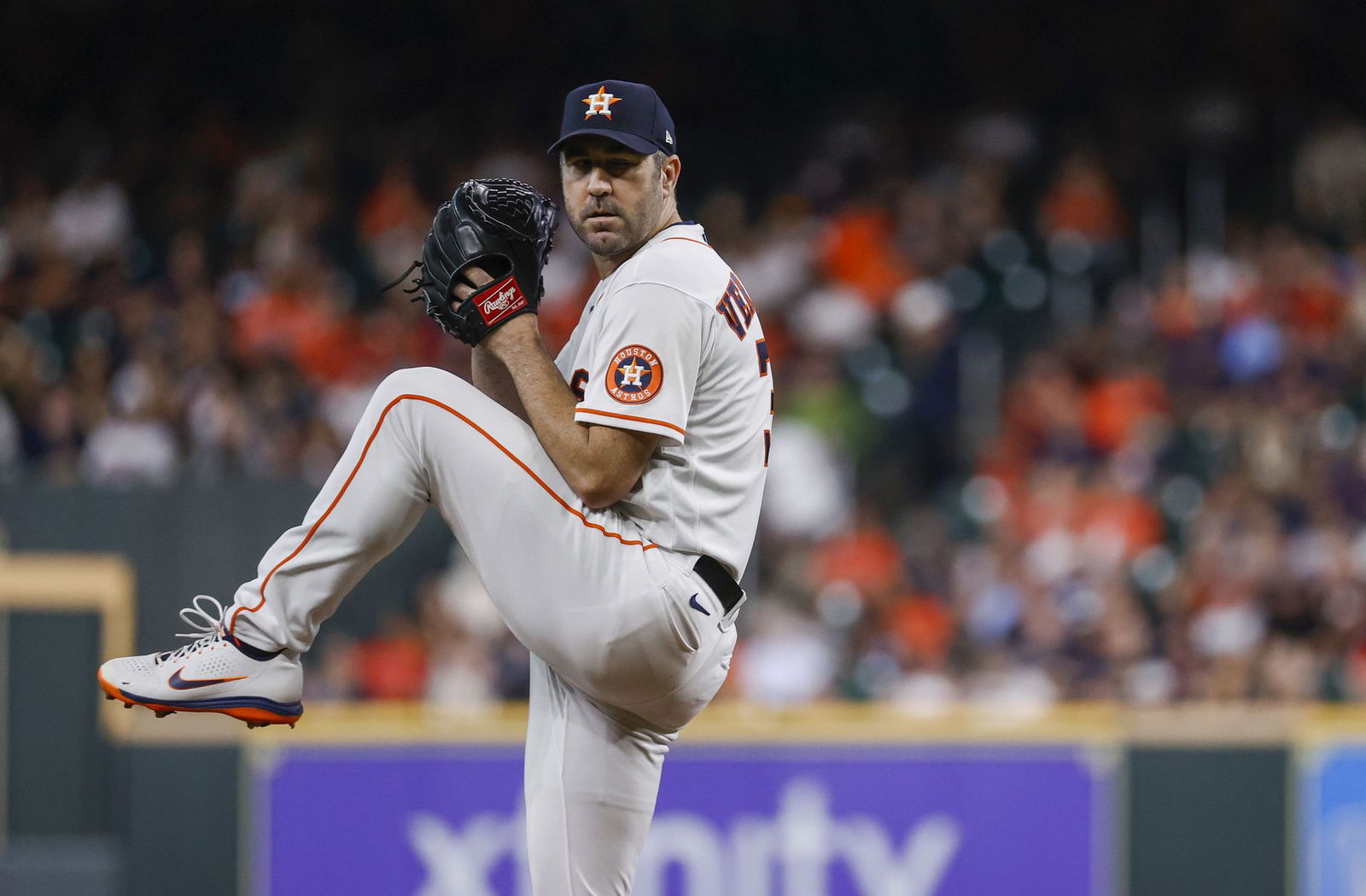 Houston Astros starting pitcher Justin Verlander (35) delivers a pitch during the second inning against the Minnesota Twins at Minute Maid Park in Houston, Texas, Aug. 23, 2022.