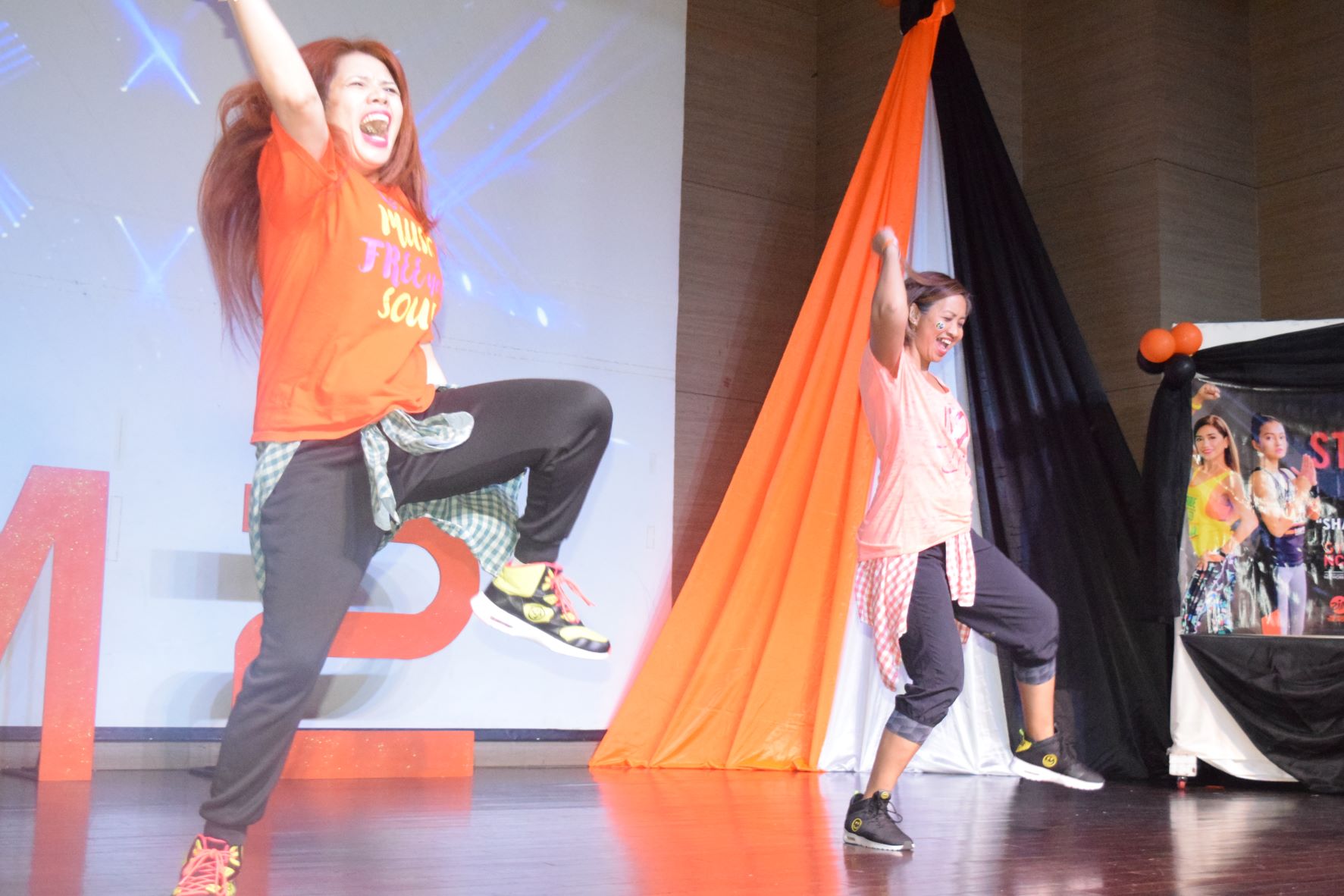 Gold's Gym Zumba Zins Shellan Sarmiento and Natalie Cruz are more than happy to perform on stage.