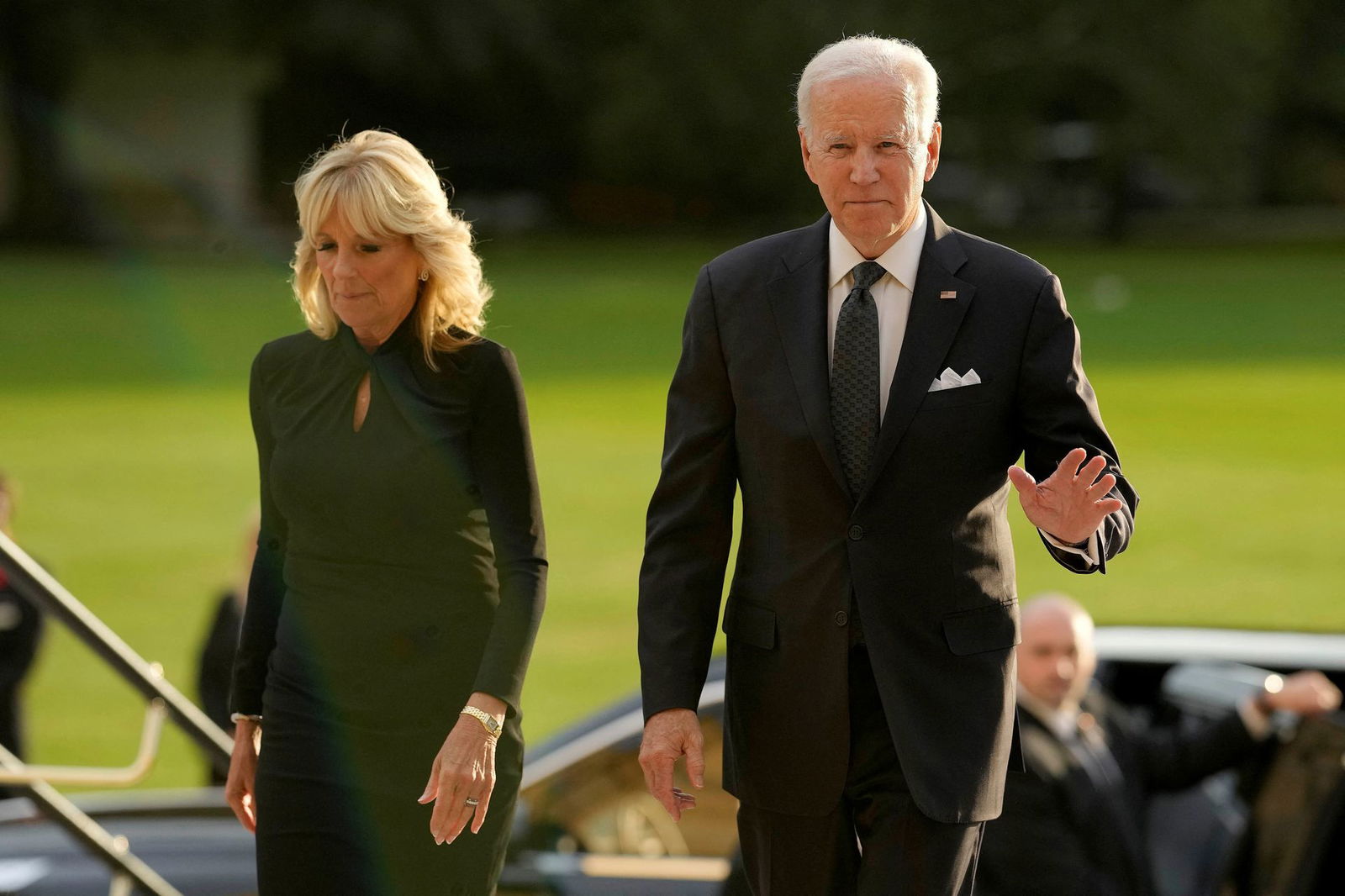 President Joe Biden and first lady Jill Biden arrive at Buckingham Palace in London, Sunday, Sept. 18, 2022.