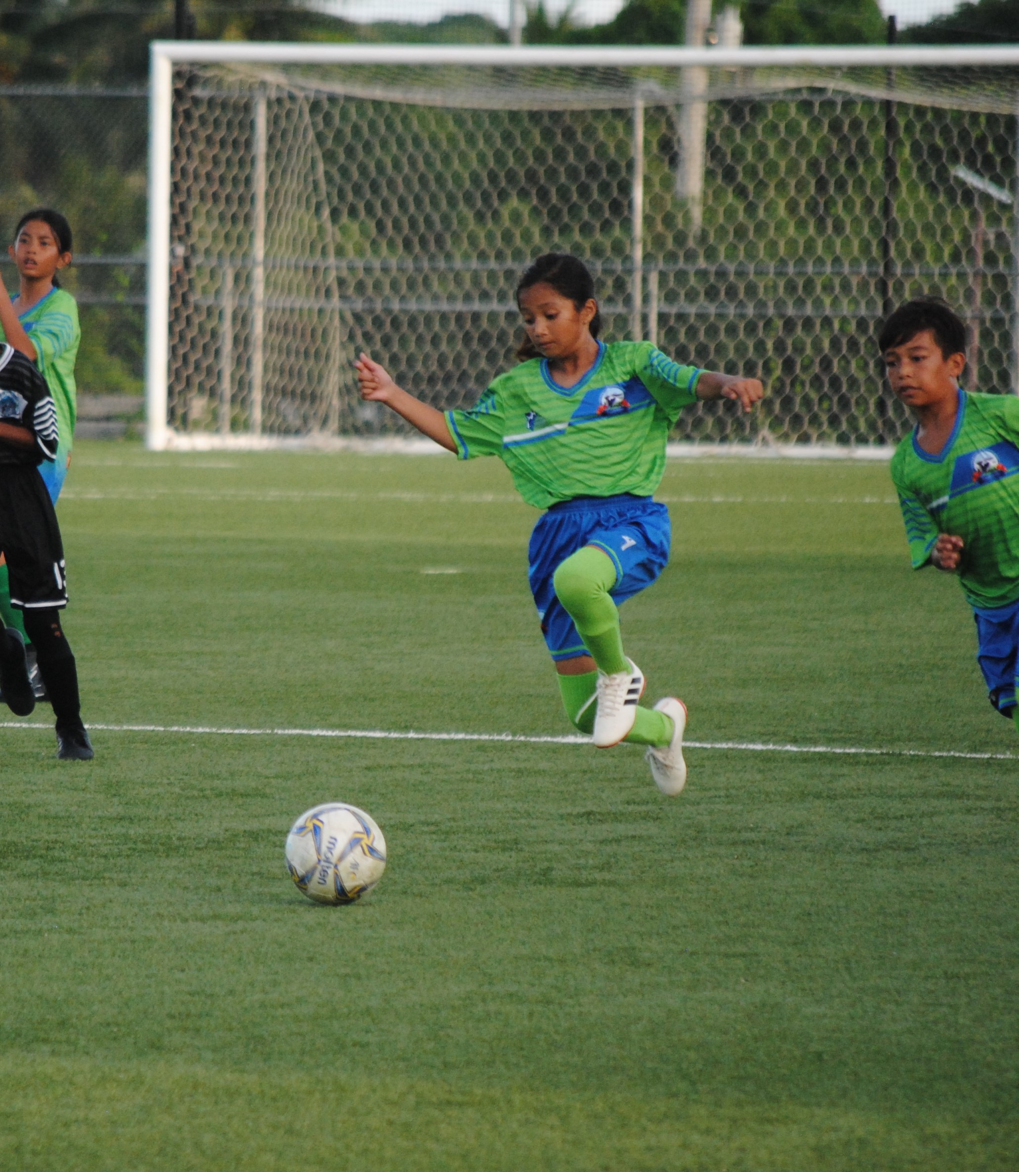 WSR 2's Darshwana Chhetri chases after the possession.