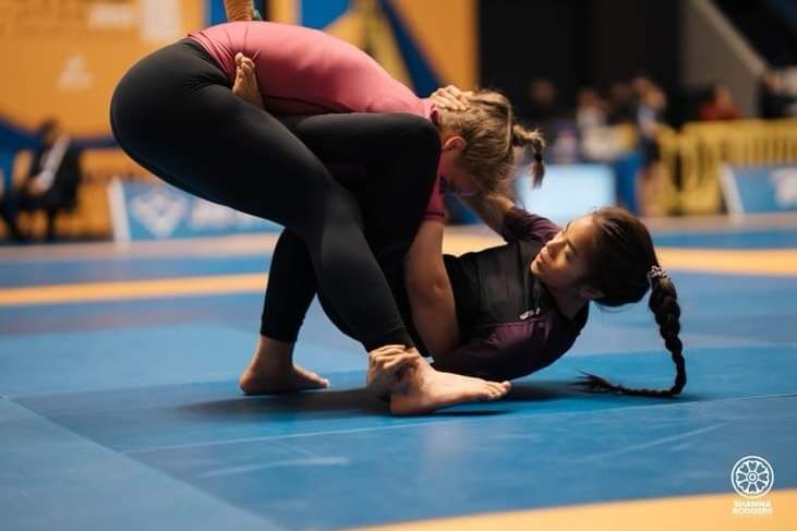 Marilyn Cruz, right, attempts to gain the positional advantage against her opponent during the 2022 No-Gi World Championship in California.