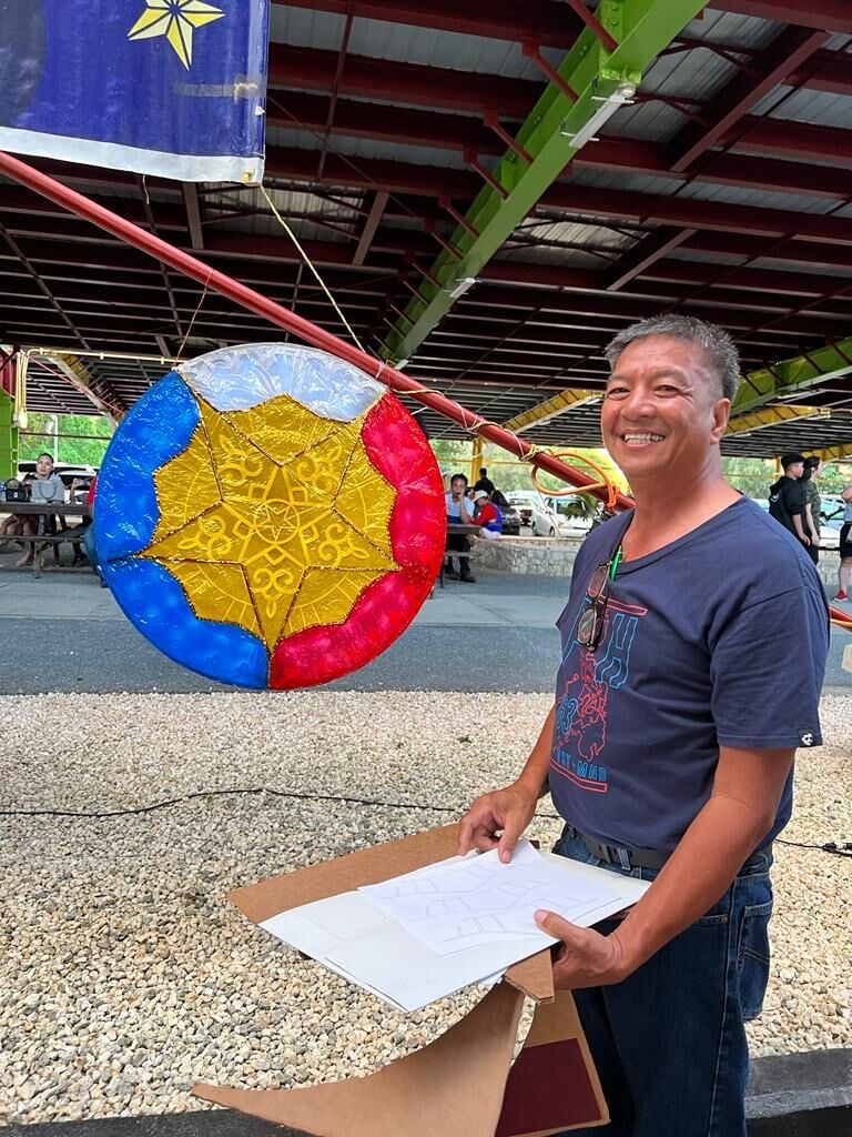 Janrey Pabilando 3rd place, on-the-spot Christmas lantern-making contest.