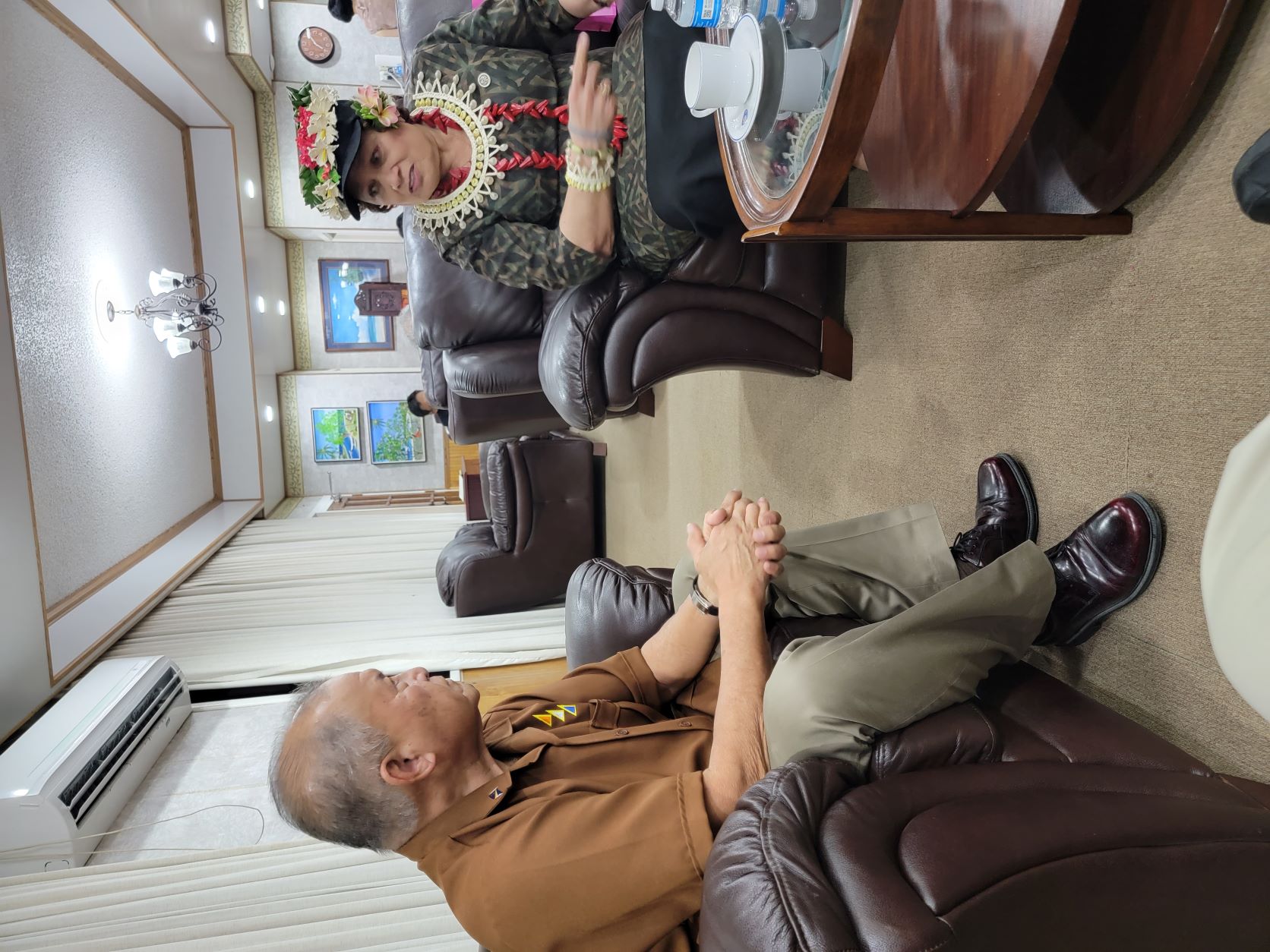 U.S. Congresswoman Uifa’atali Amata of American Samoa meets with Marshall Islands President David Kabua.