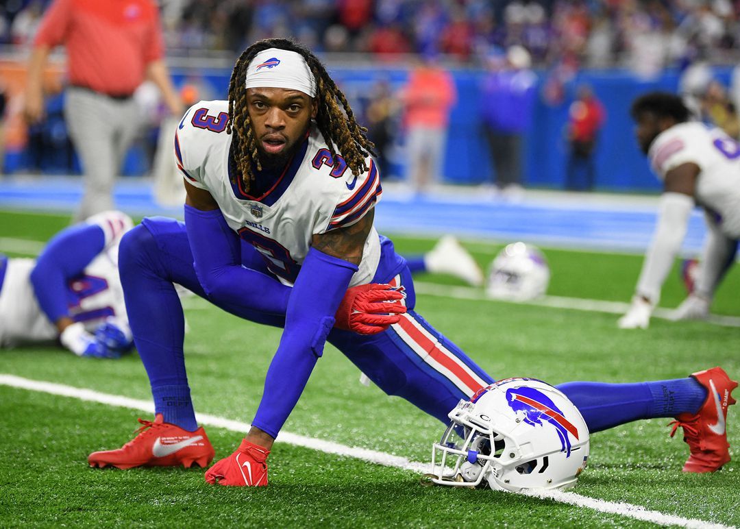 Buffalo Bills safety Damar Hamlin warms up before a game against the Detroit Lions at Ford Field in Detroit, Michigan, Nov. 24, 2022.