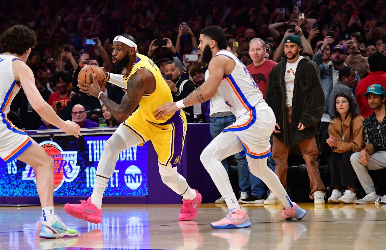 Los Angeles Lakers forward LeBron James (6) moves the ball against the Oklahoma City Thunder during the second half at Crypto.com Arena in Los Angeles, California, Feb. 7, 2023.